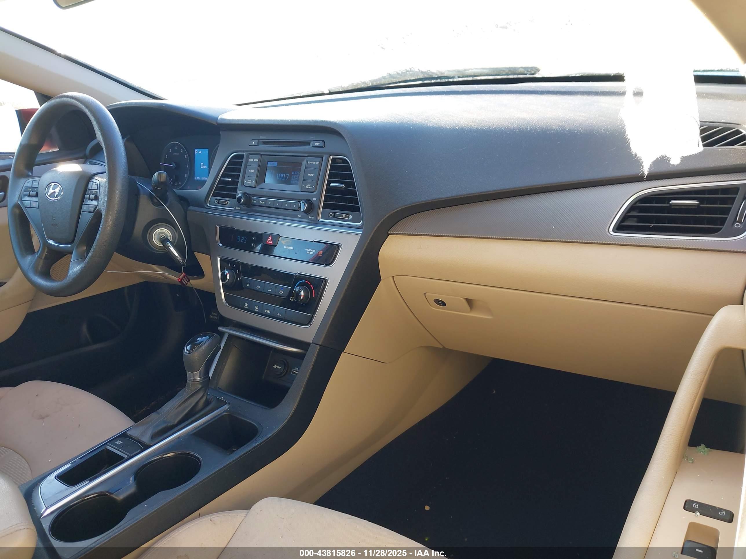HYUNDAI SONATA image 5