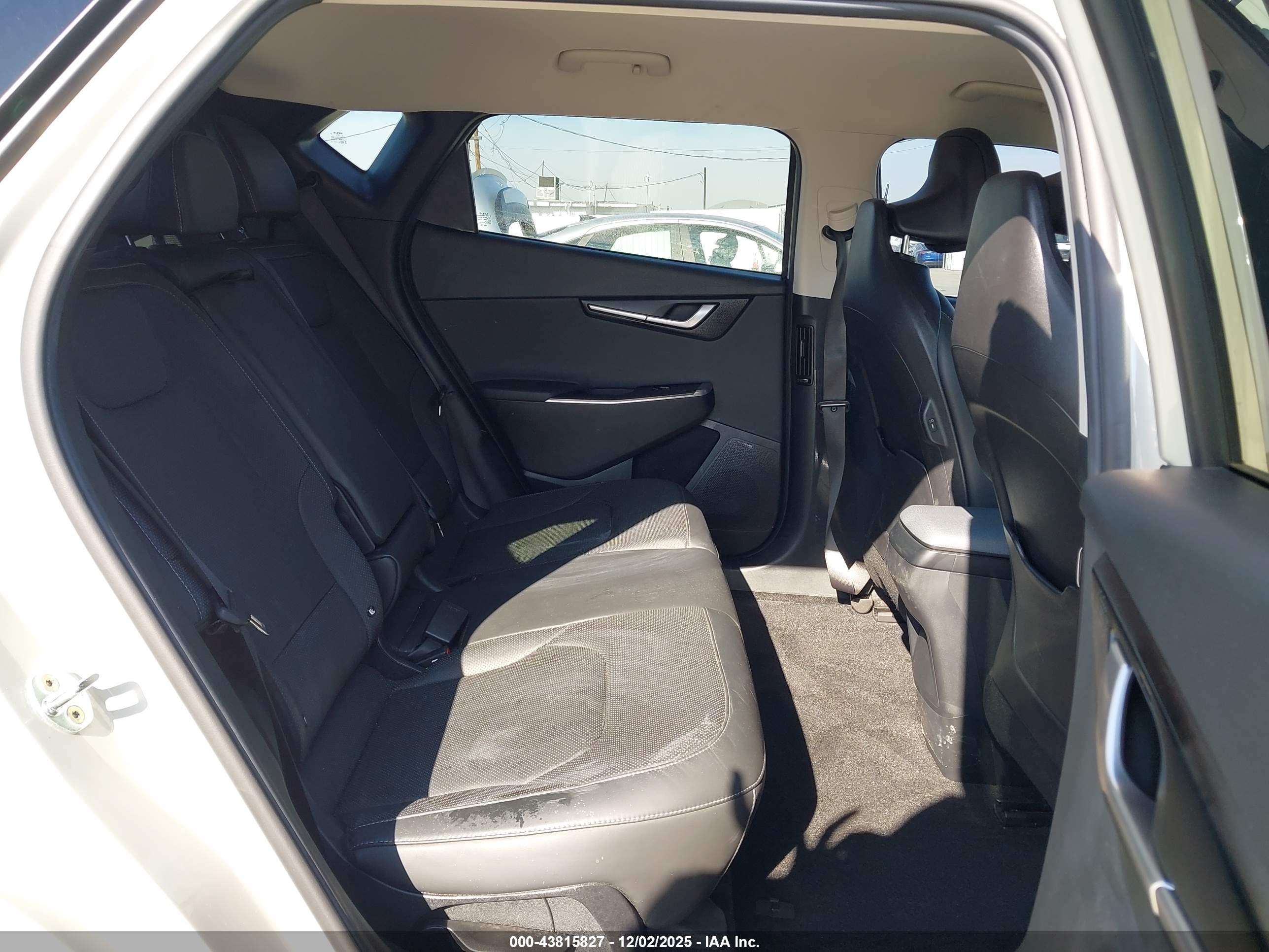 KIA EV6 image 8