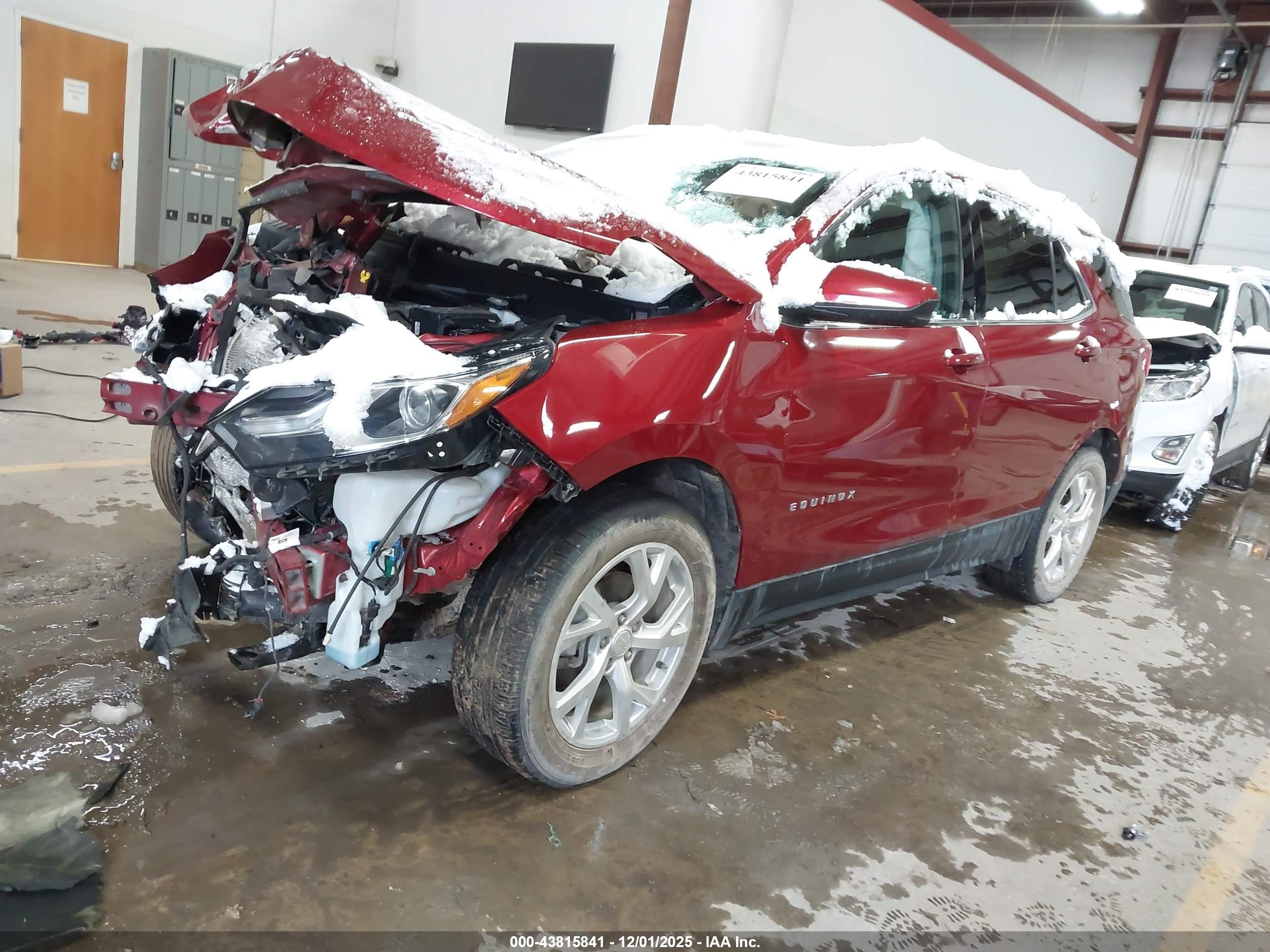 CHEVROLET EQUINOX image 2