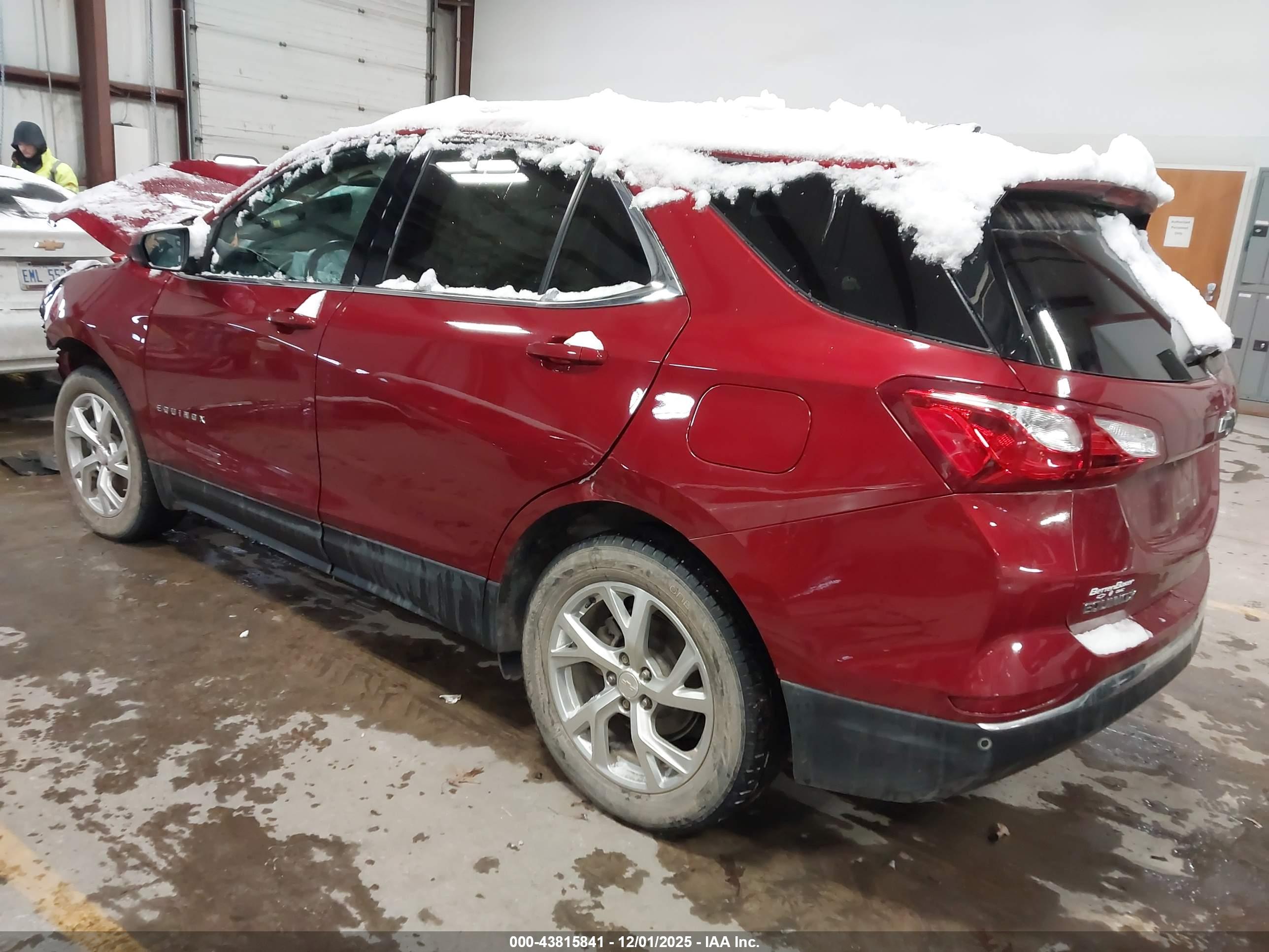 CHEVROLET EQUINOX image 3
