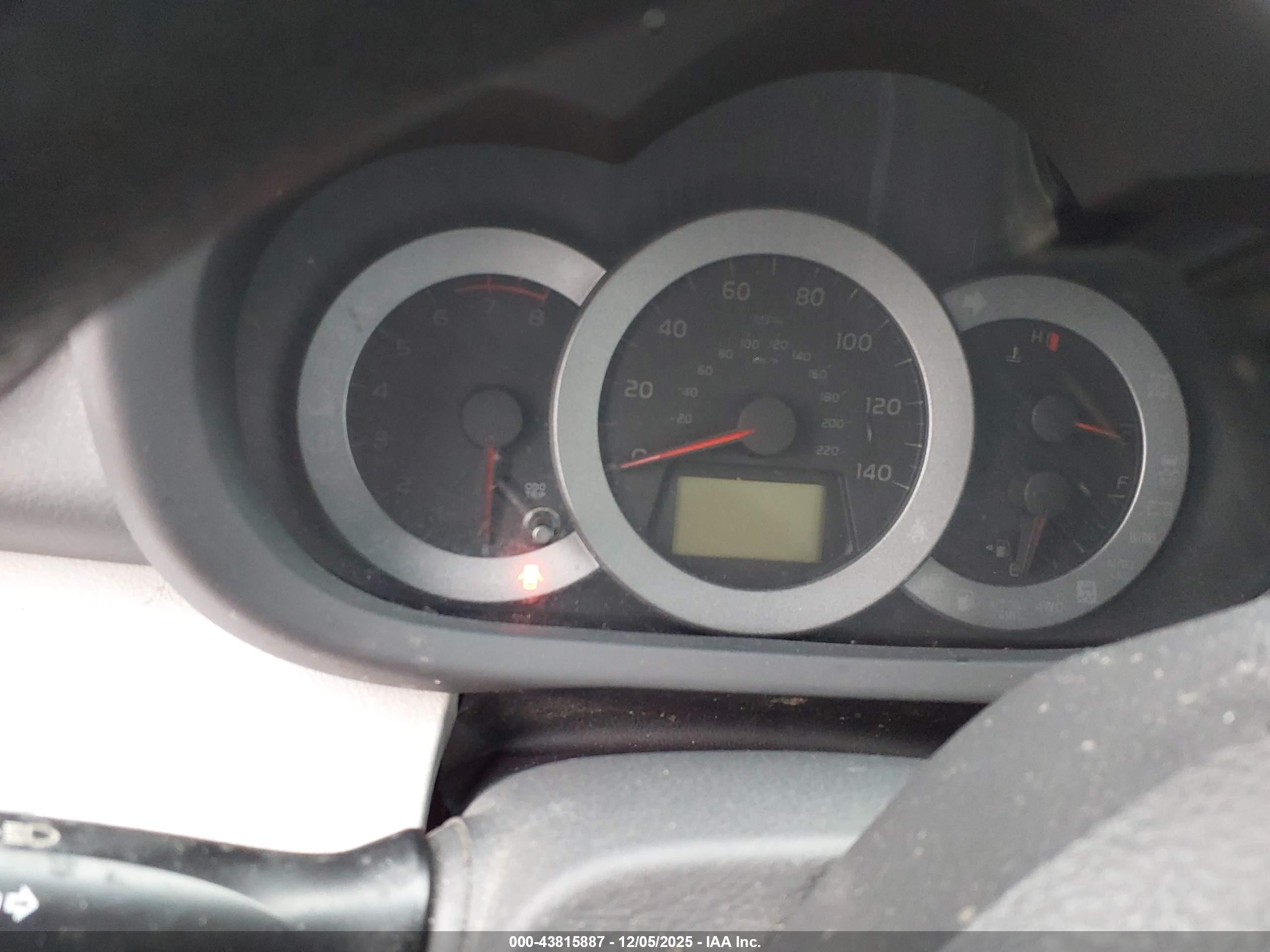 TOYOTA RAV4 image 7