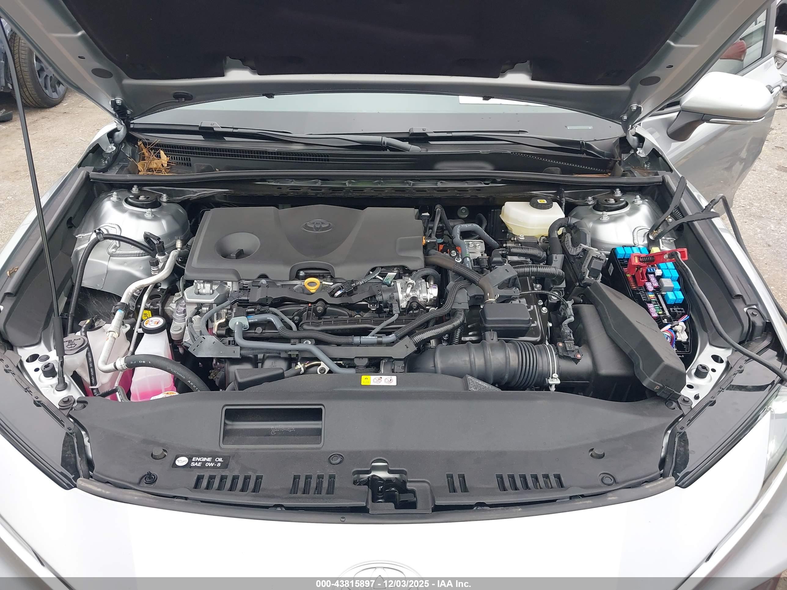 TOYOTA CAMRY image 10