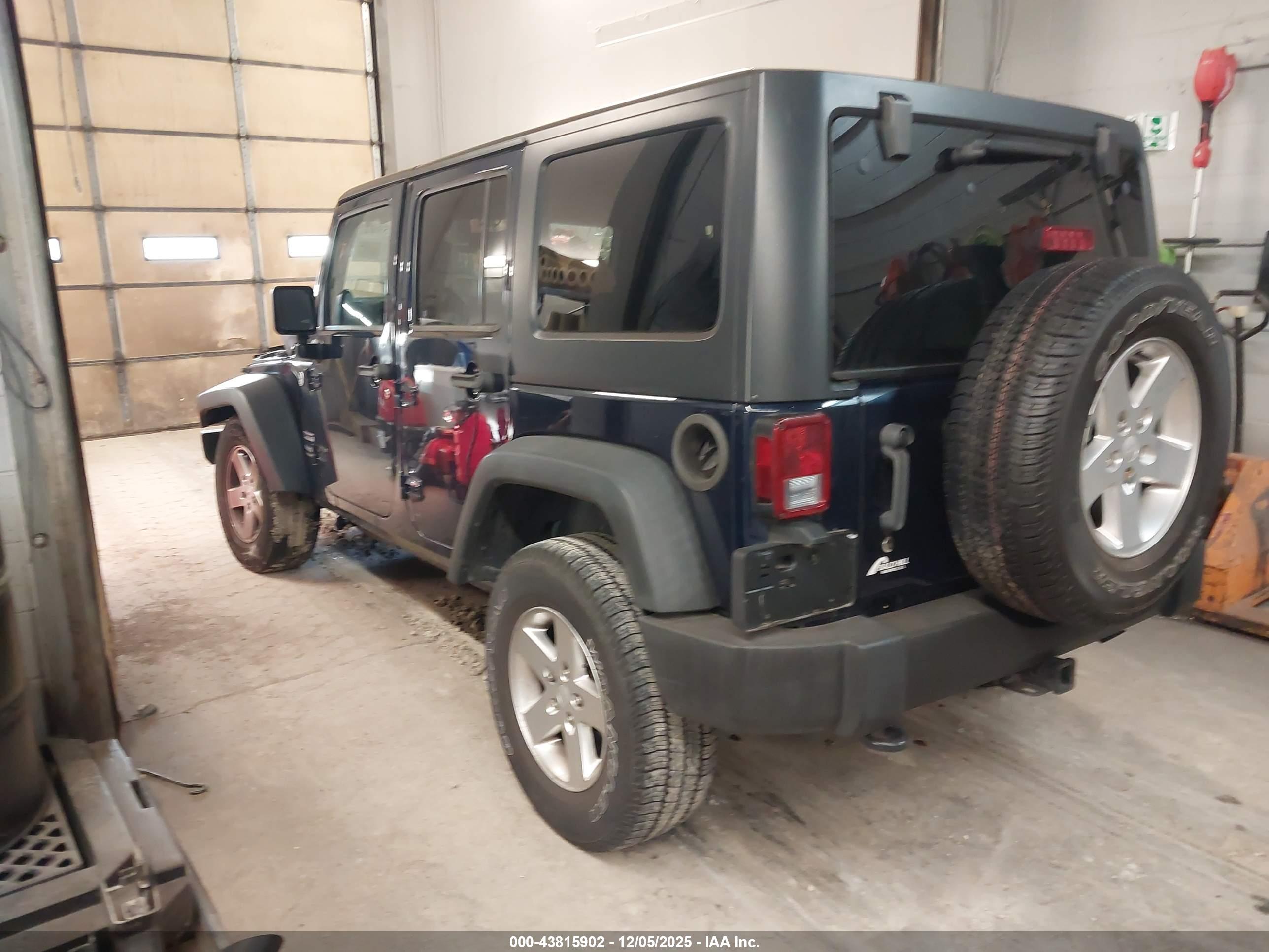 JEEP WRANGLER image 3
