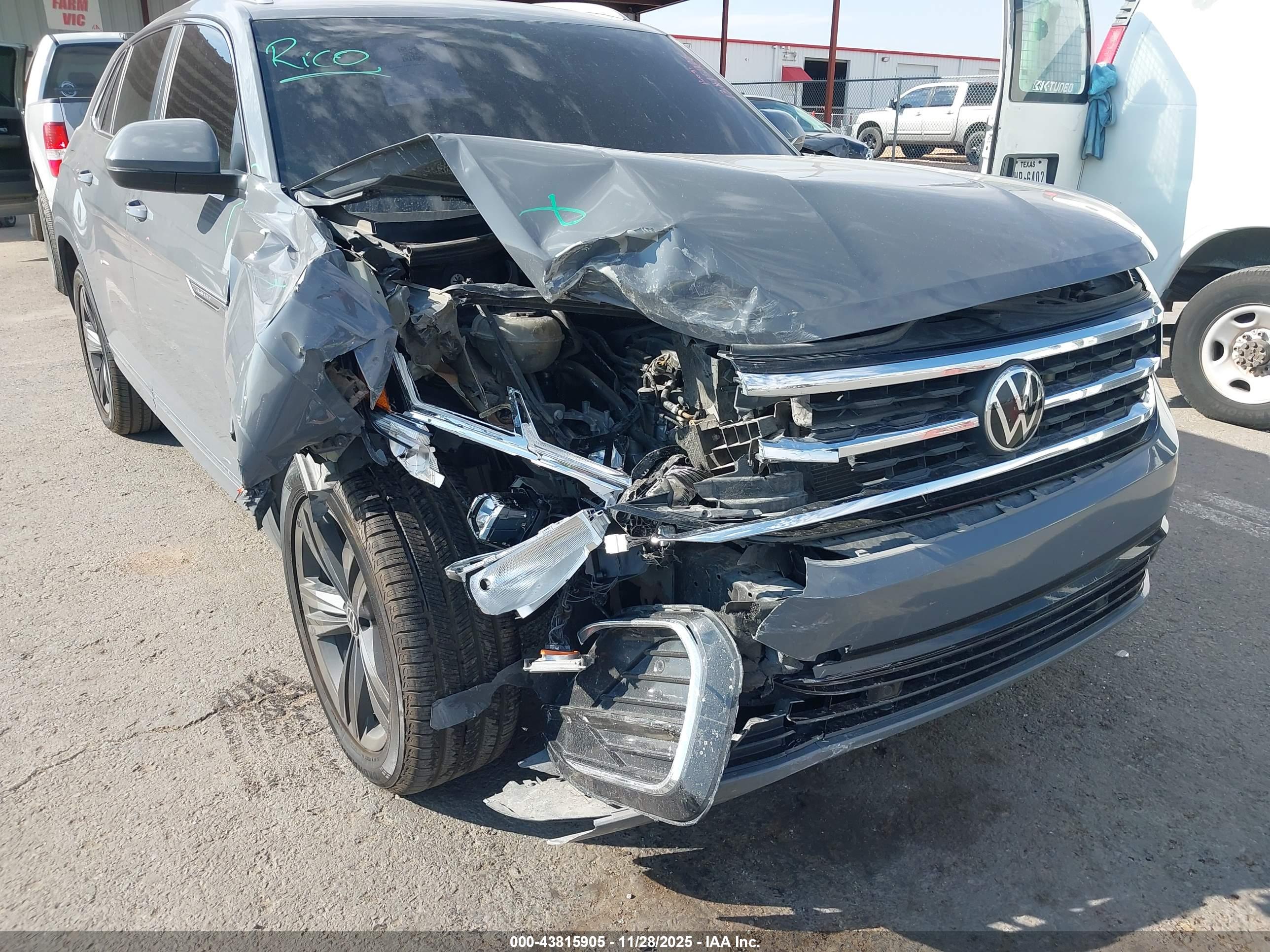 VOLKSWAGEN ATLAS image 6