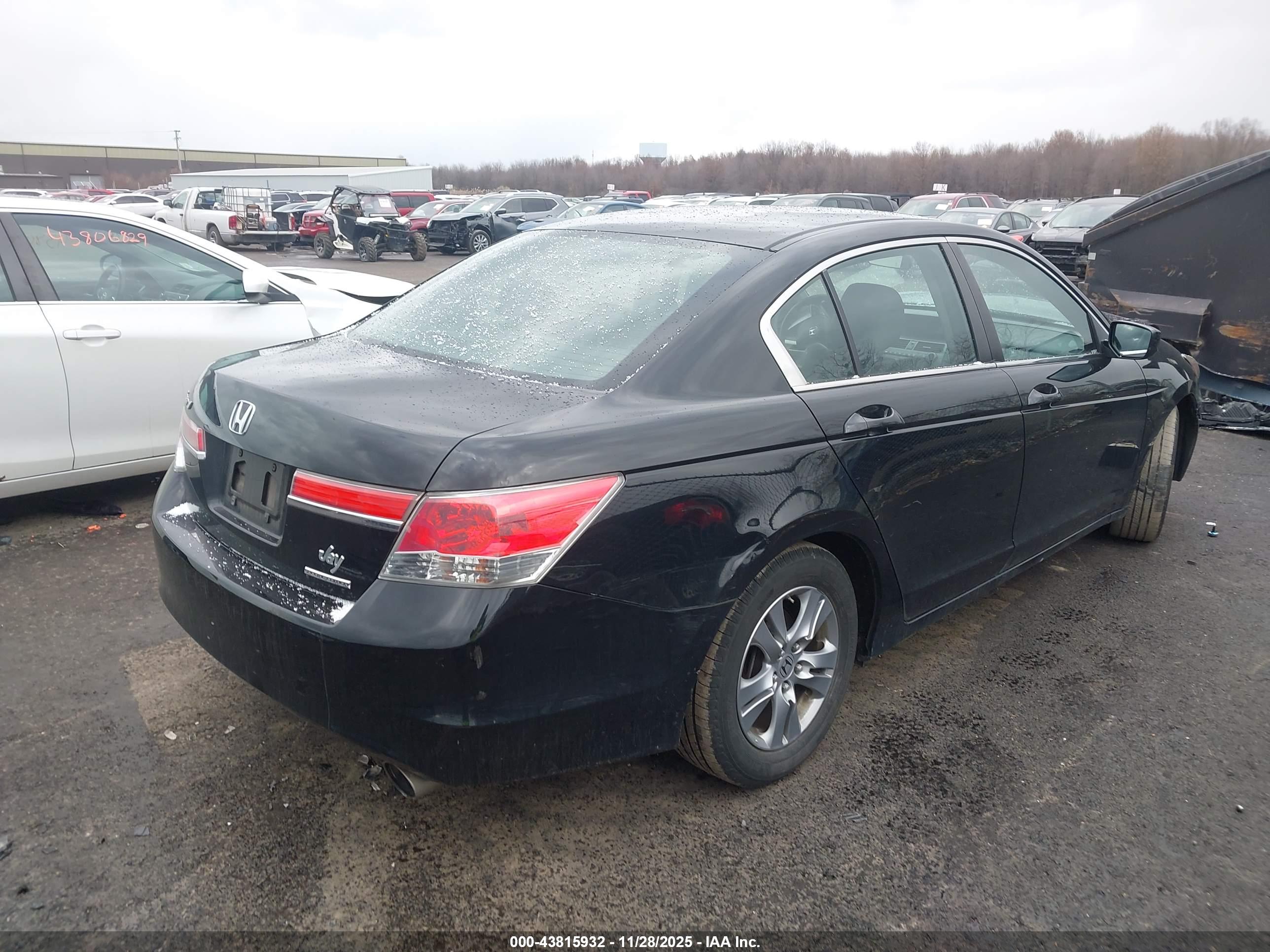 HONDA ACCORD image 4