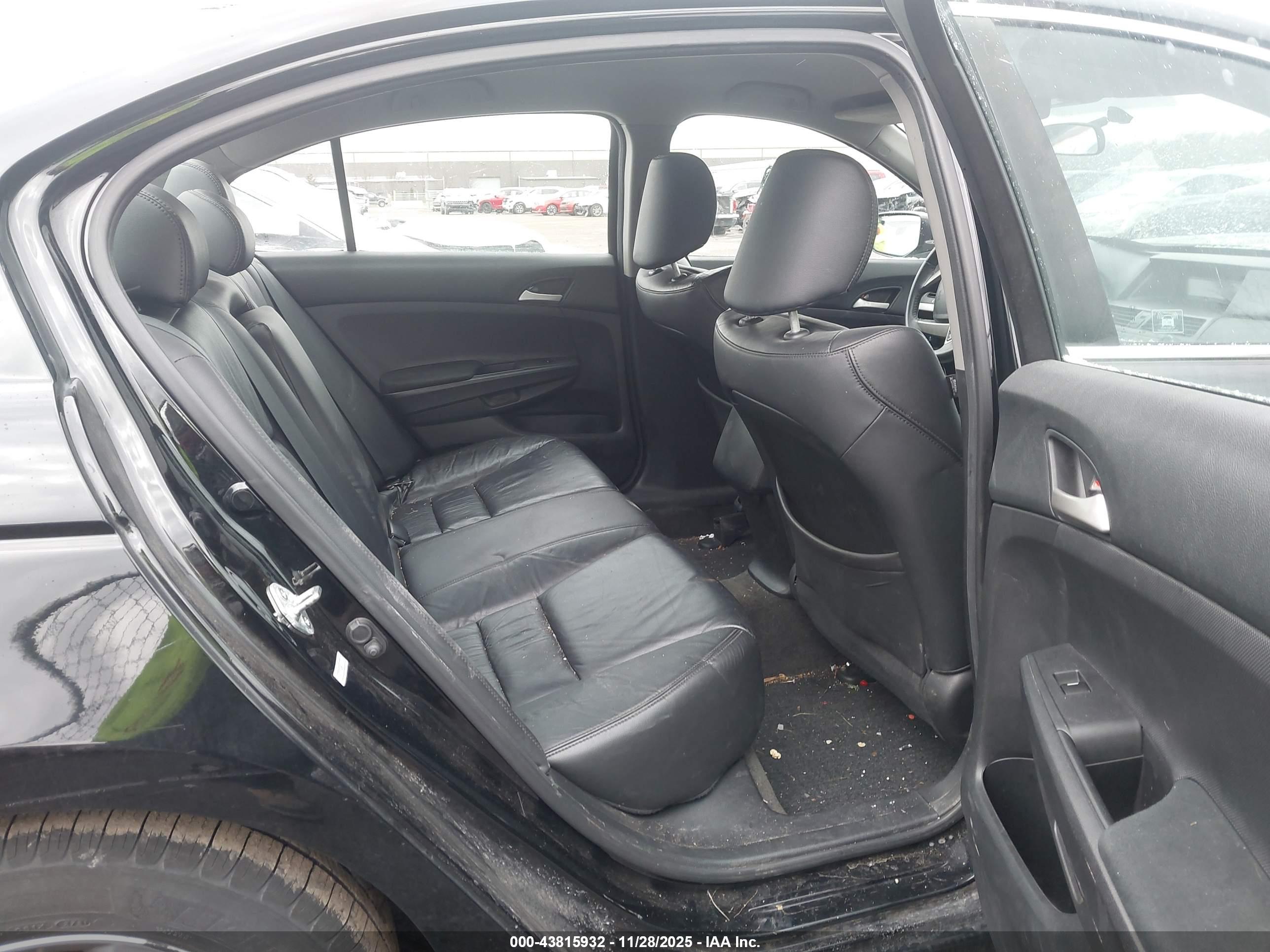 HONDA ACCORD image 8