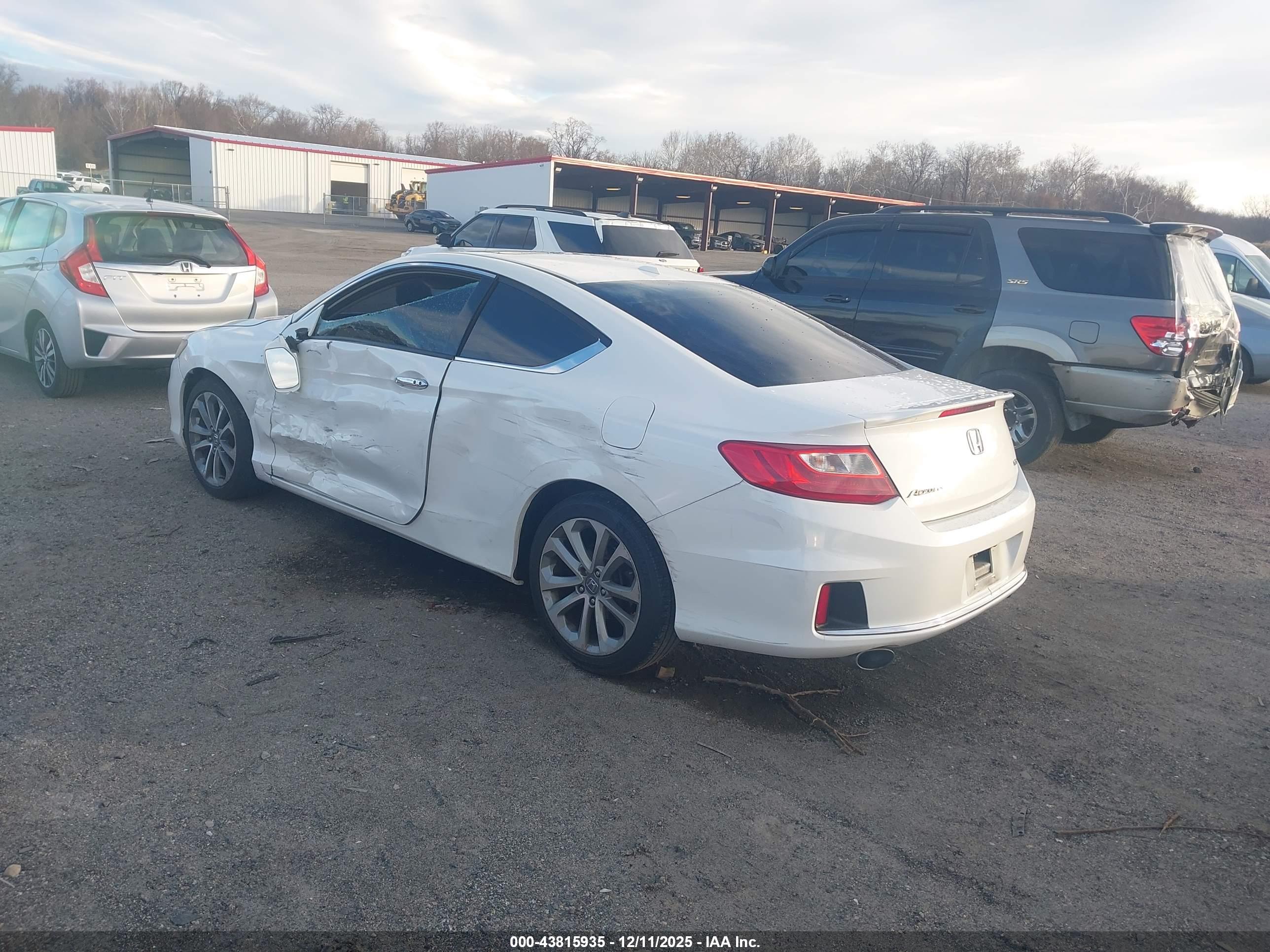 HONDA ACCORD image 3