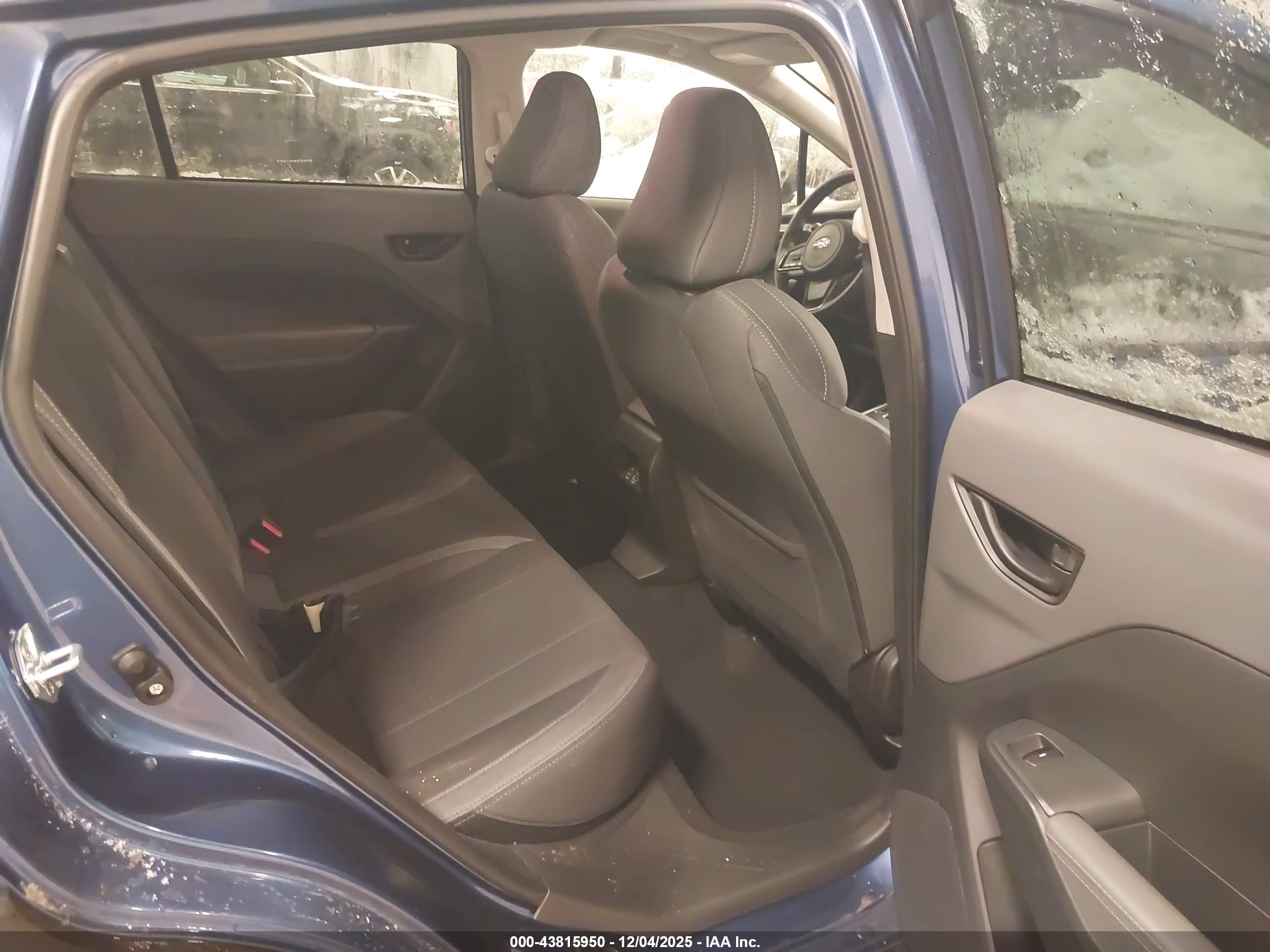 SUBARU CROSSTREK image 8
