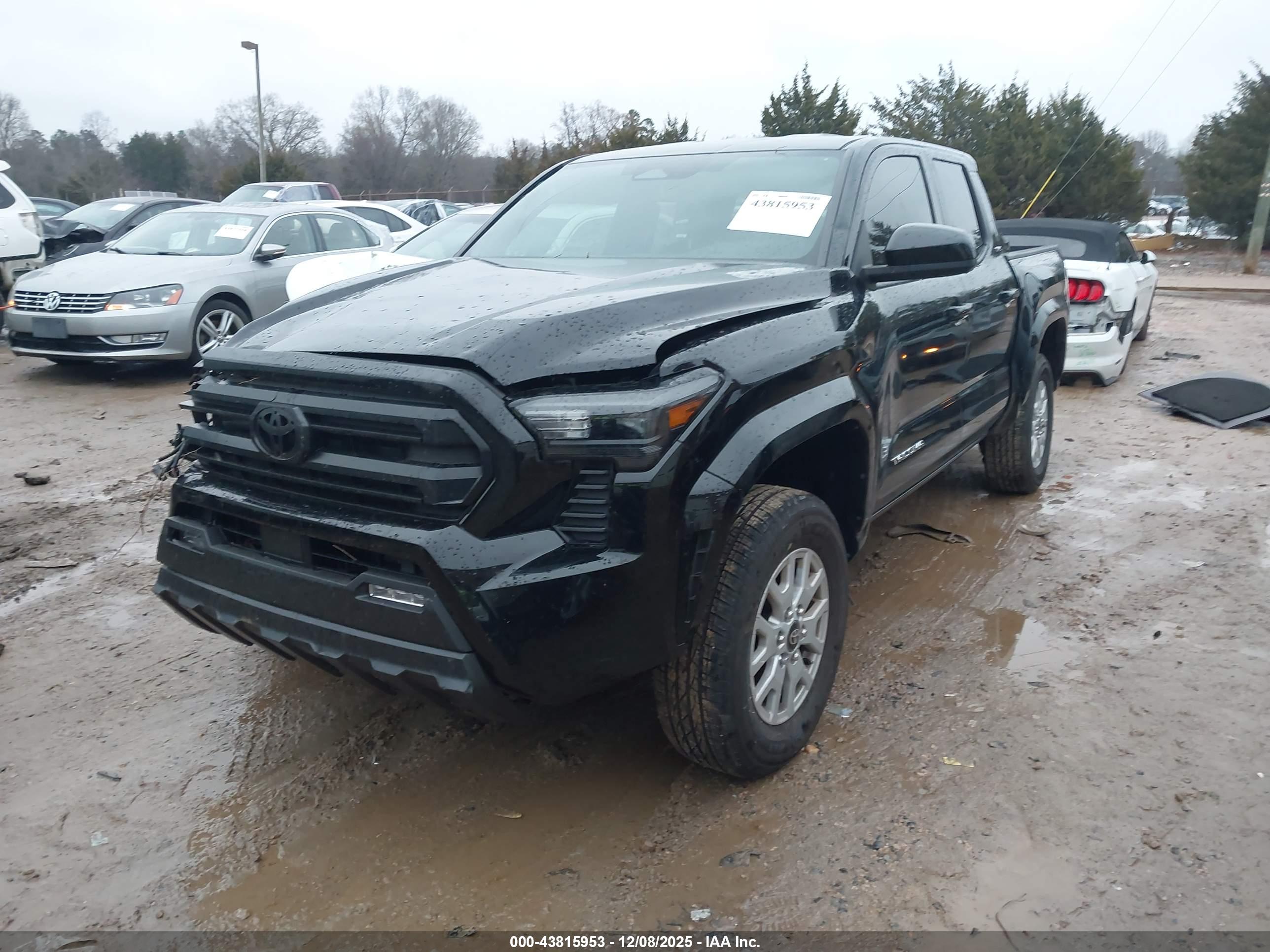 TOYOTA TACOMA image 2