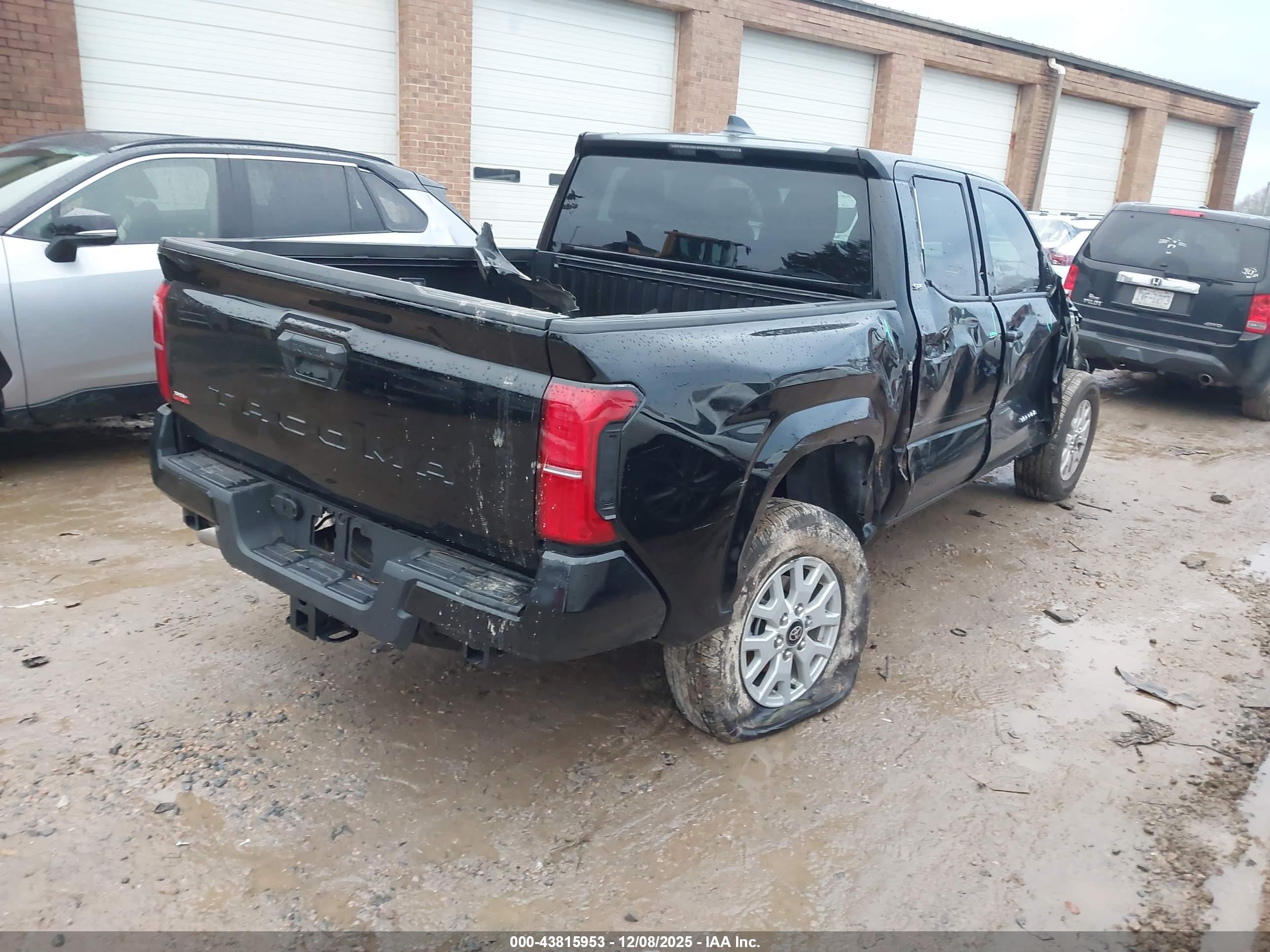 TOYOTA TACOMA image 4