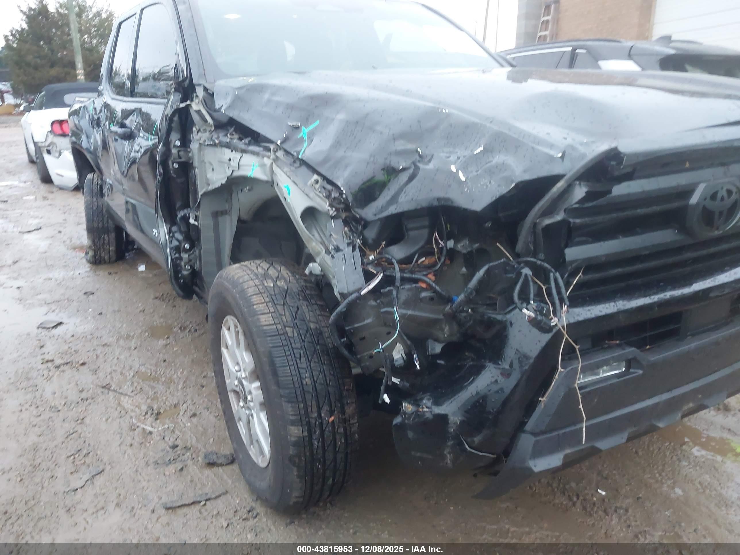 TOYOTA TACOMA image 6