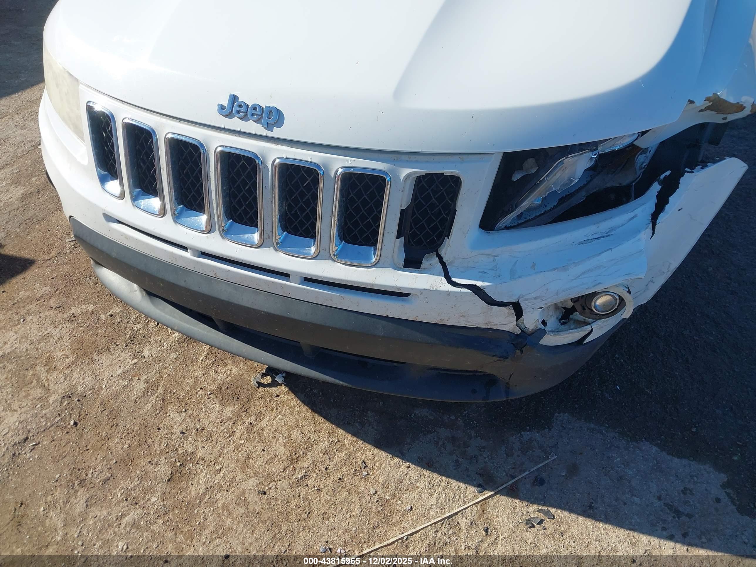 JEEP COMPASS image 6