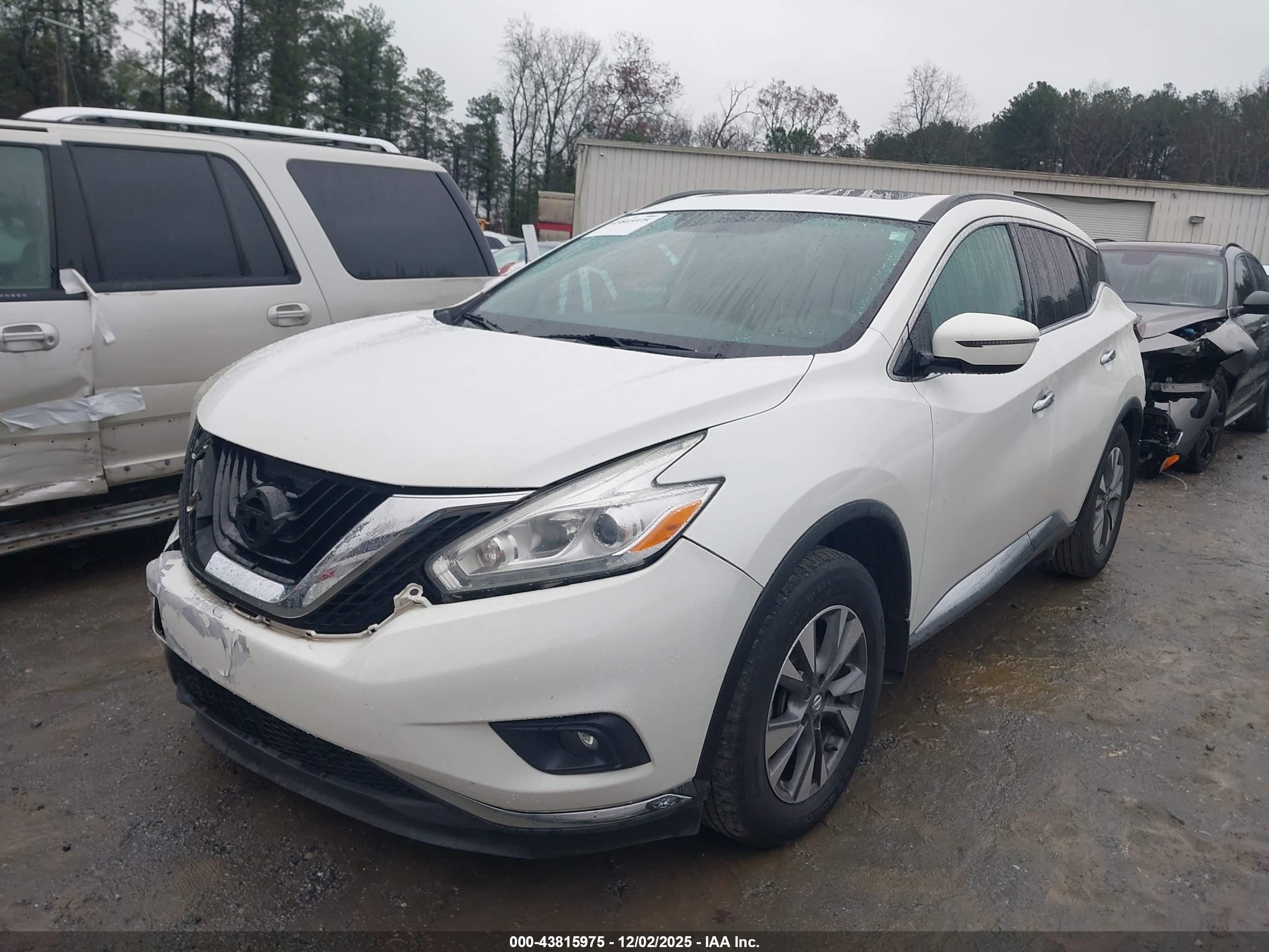 NISSAN MURANO image 2