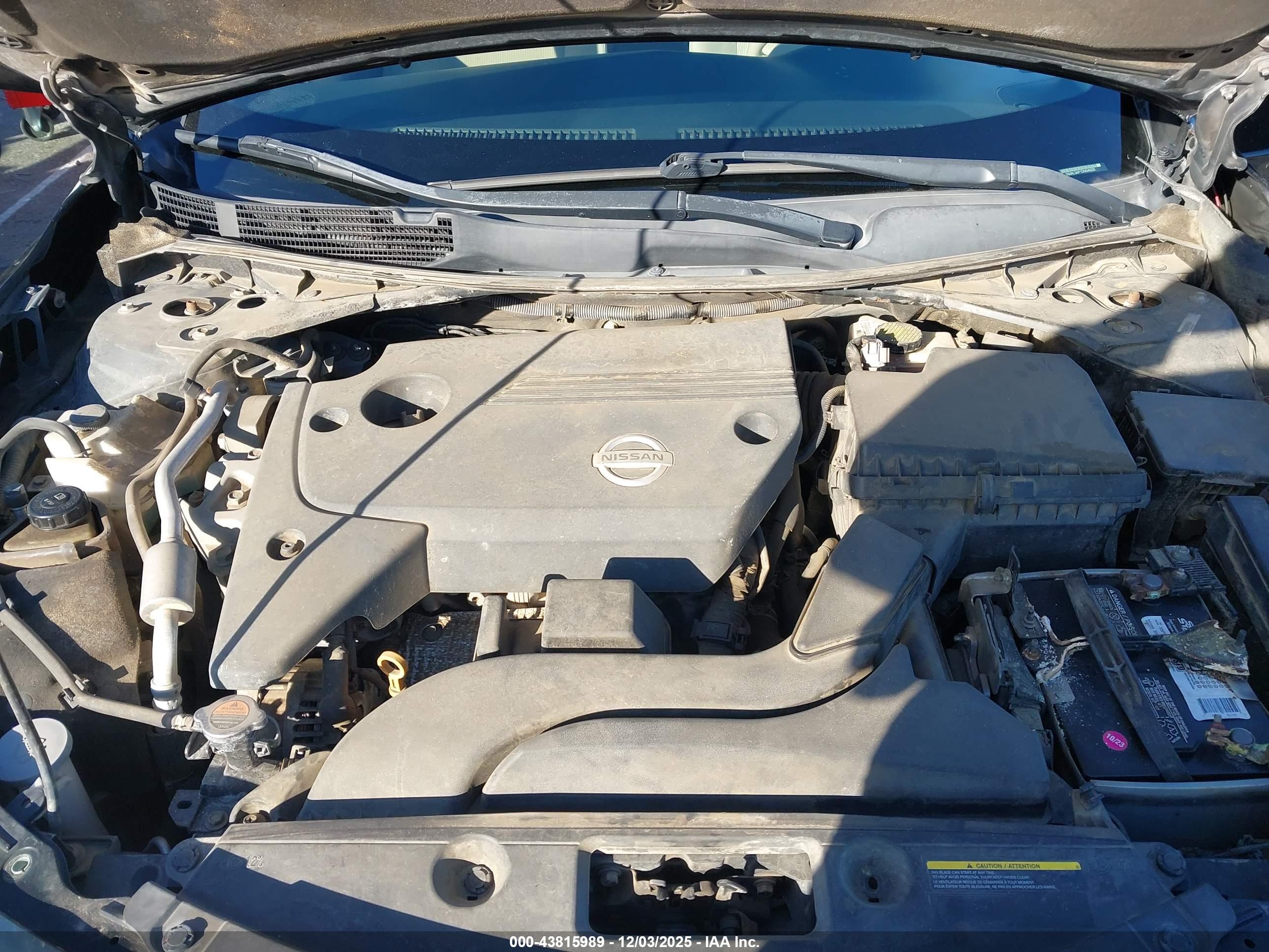 NISSAN ALTIMA image 10
