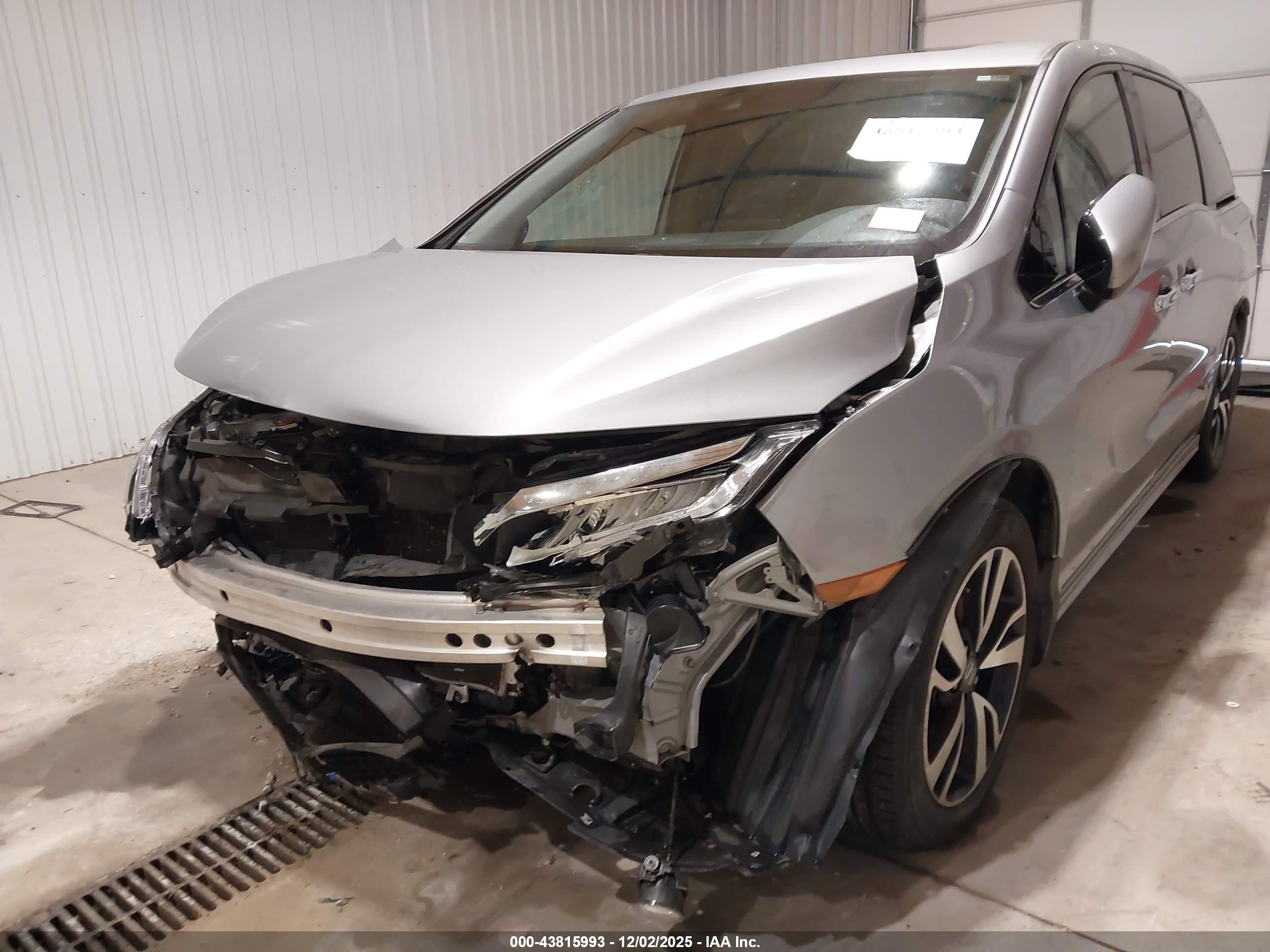 HONDA ODYSSEY image 6