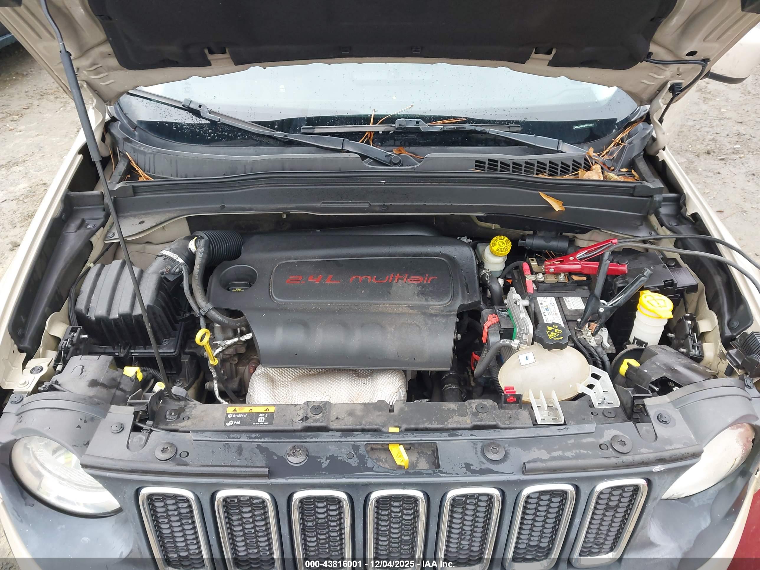 JEEP RENEGADE image 10