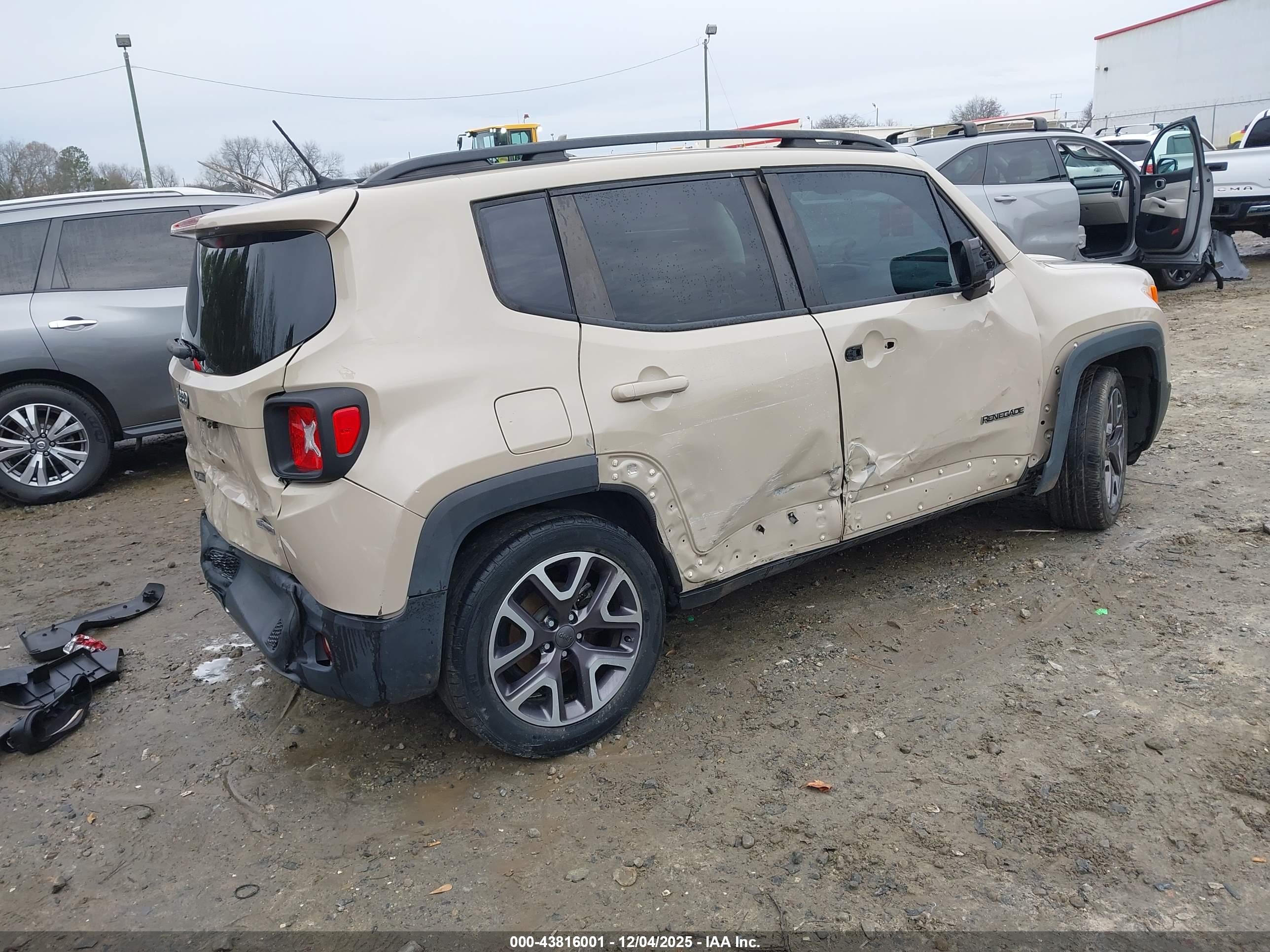JEEP RENEGADE image 4