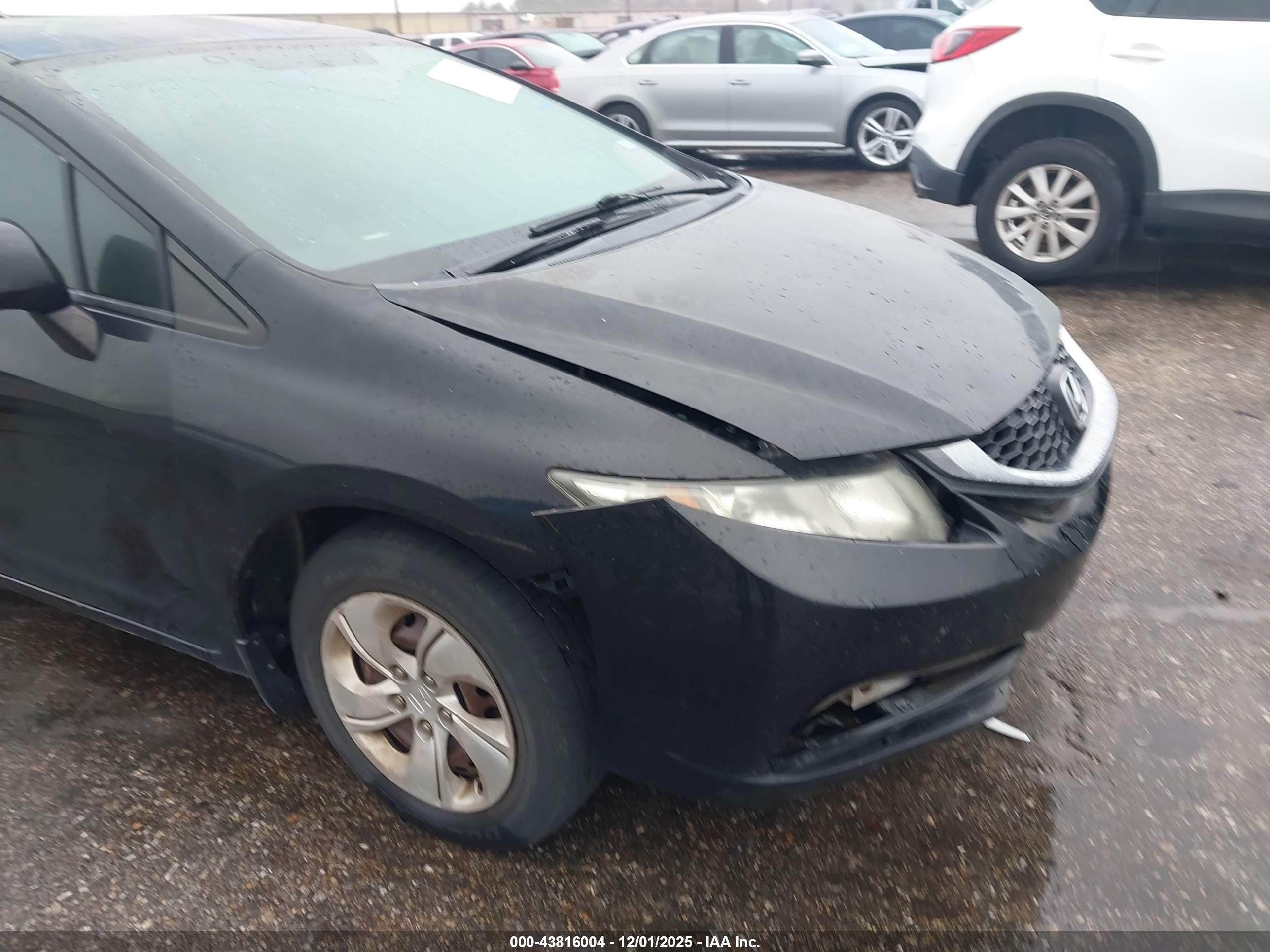 HONDA CIVIC image 6