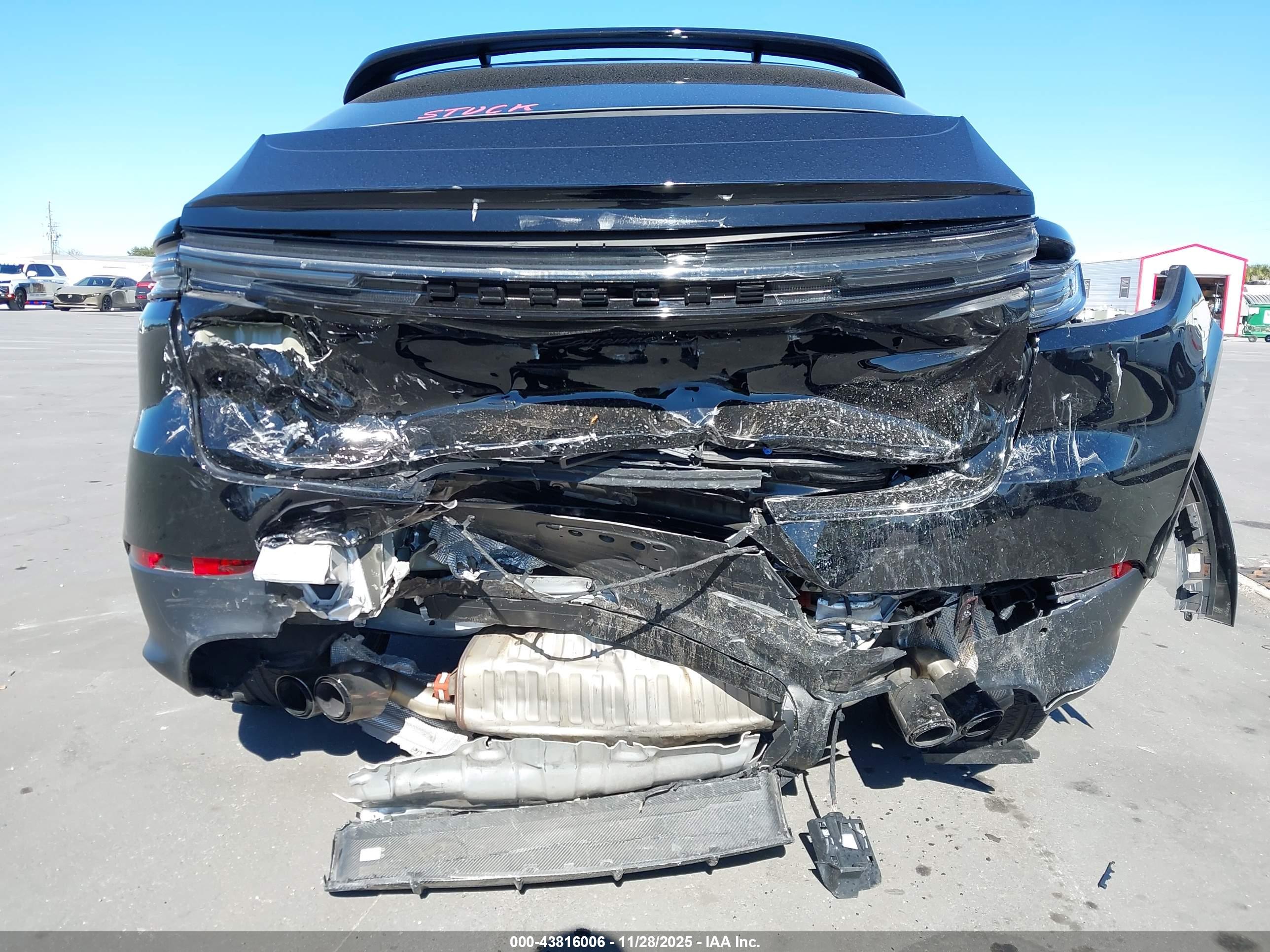 PORSCHE CAYENNE image 6
