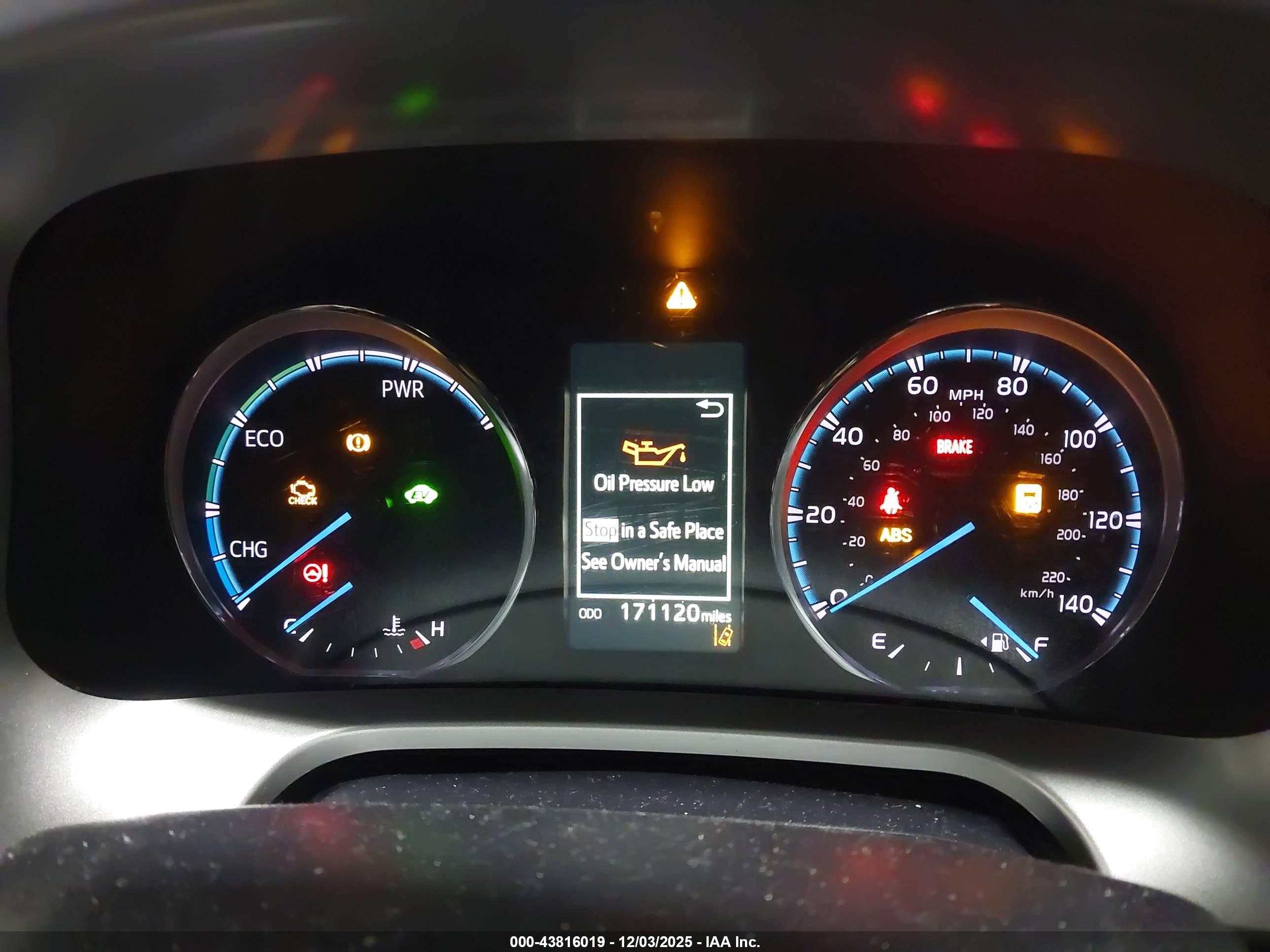 TOYOTA RAV4 image 7