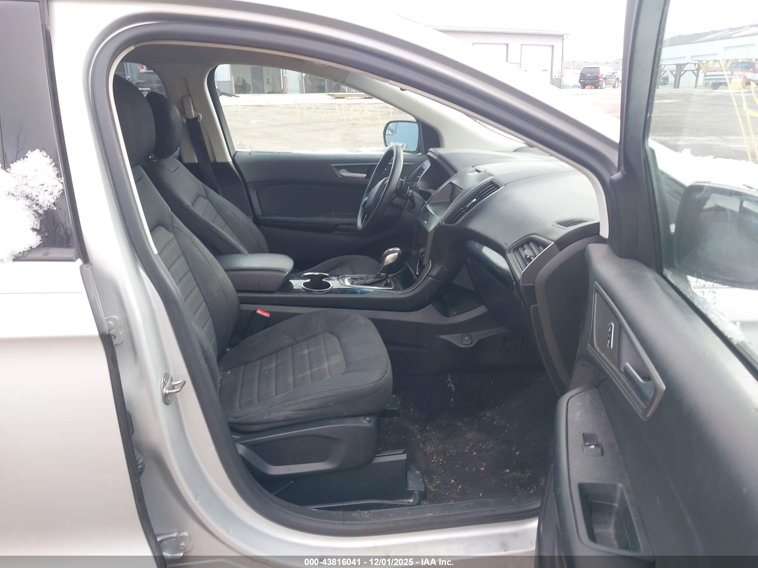 FORD EDGE image 5