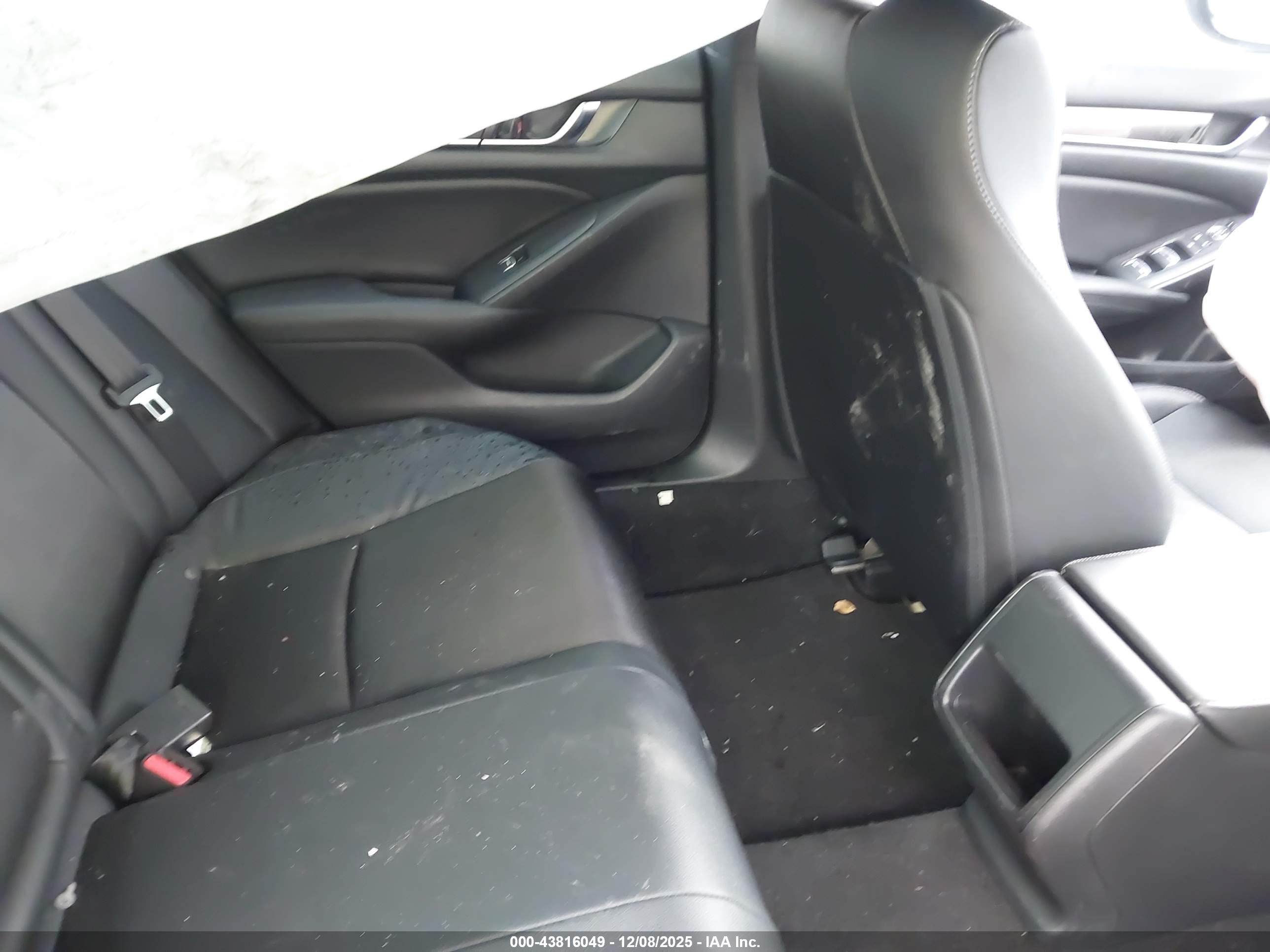HONDA ACCORD image 8