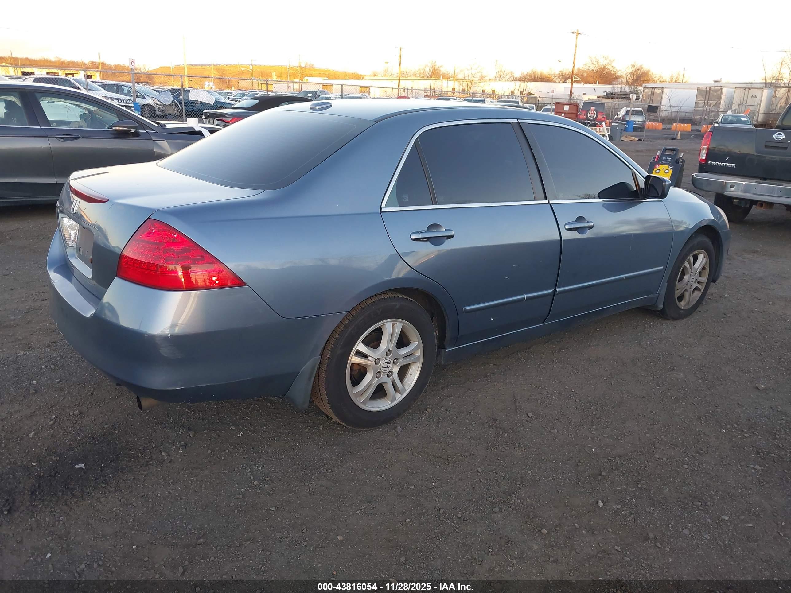 HONDA ACCORD image 4