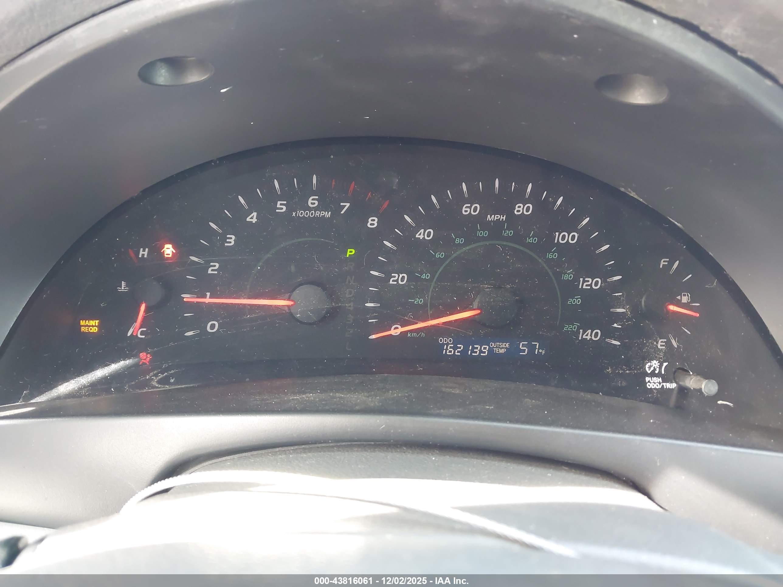 TOYOTA CAMRY image 7