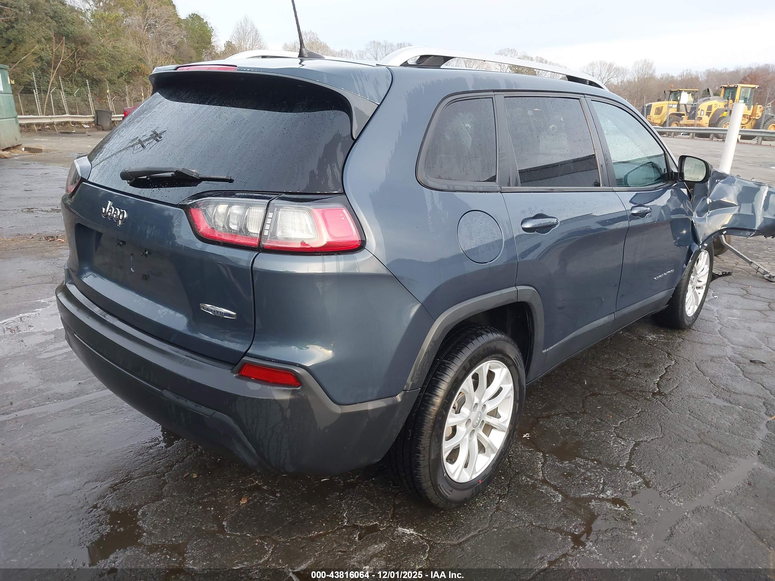 JEEP CHEROKEE image 4