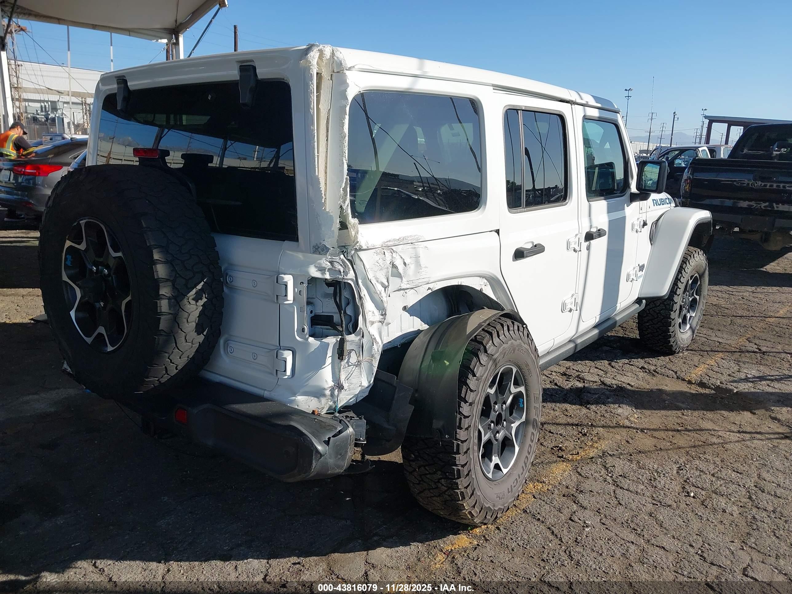 JEEP WRANGLER image 4