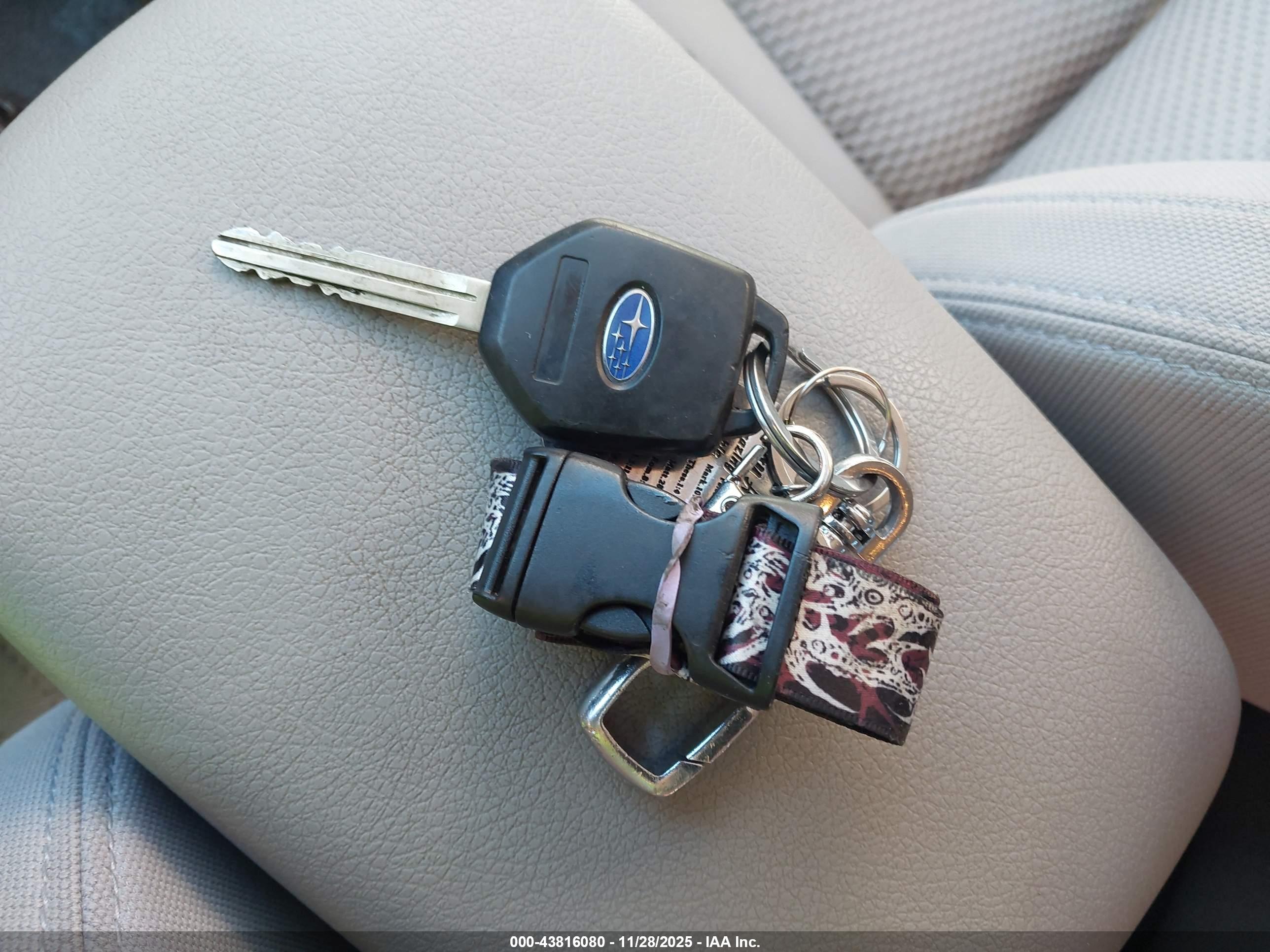 SUBARU FORESTER image 11