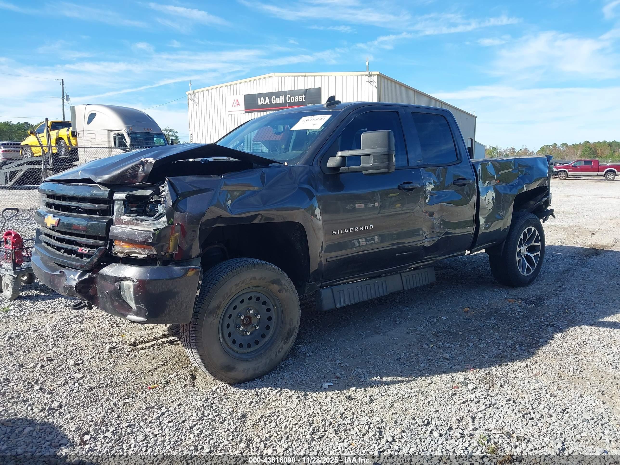 CHEVROLET SILVERADO image 2