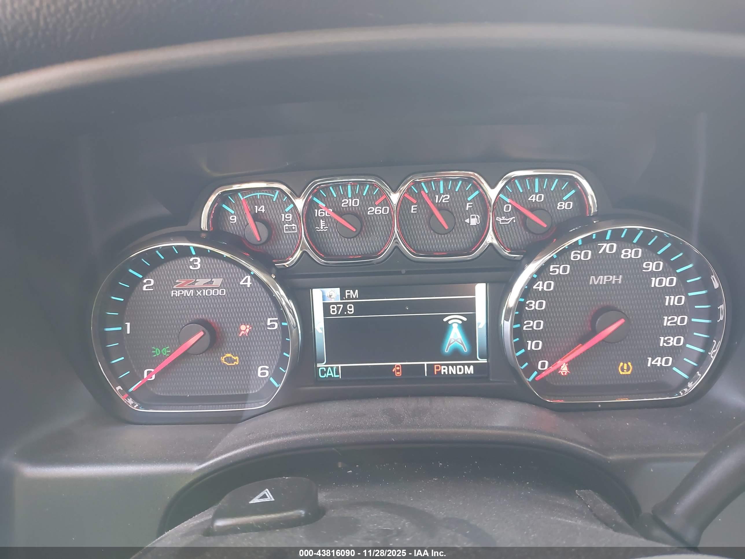 CHEVROLET SILVERADO image 7