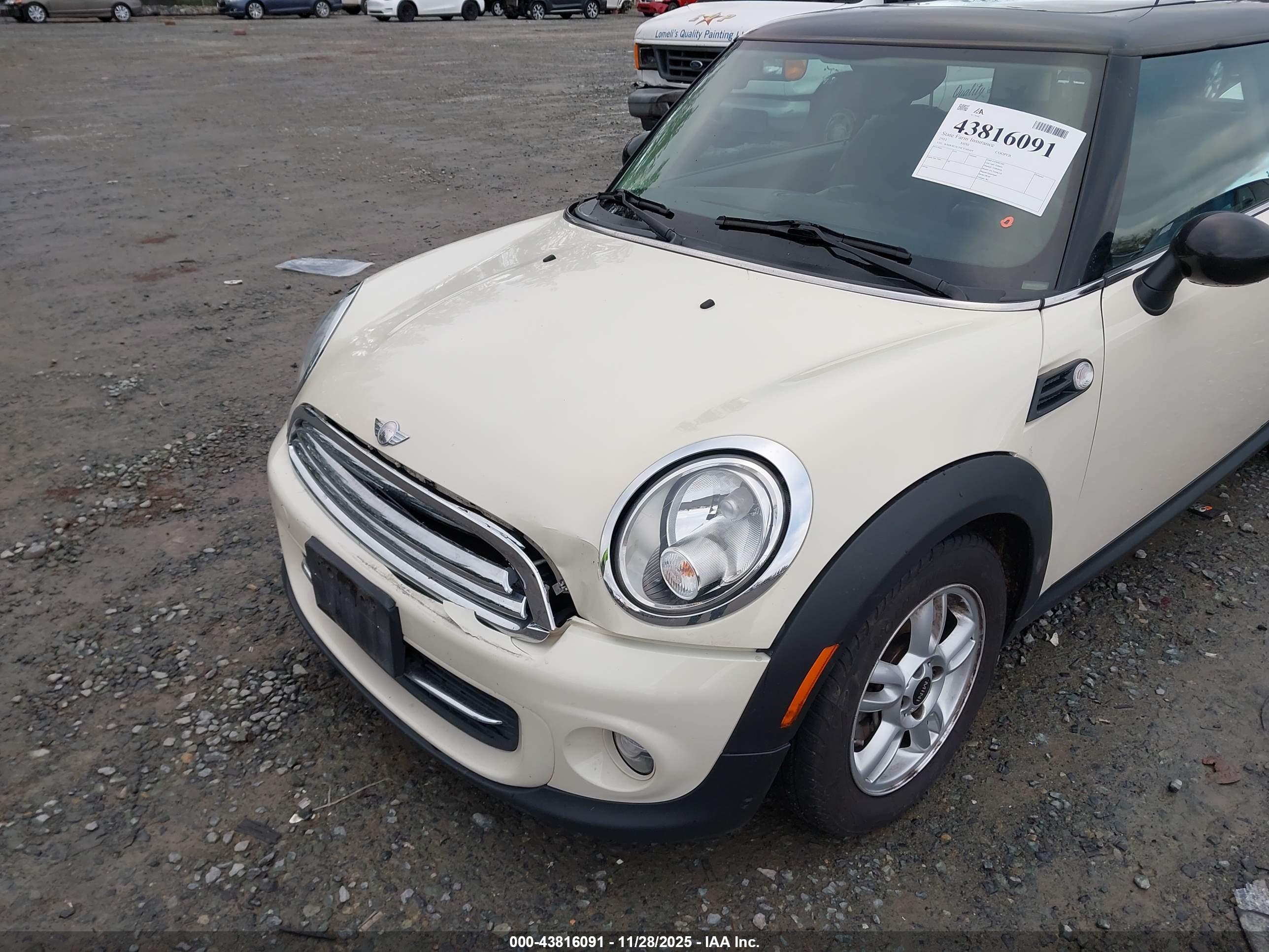 MINI COOPER image 6