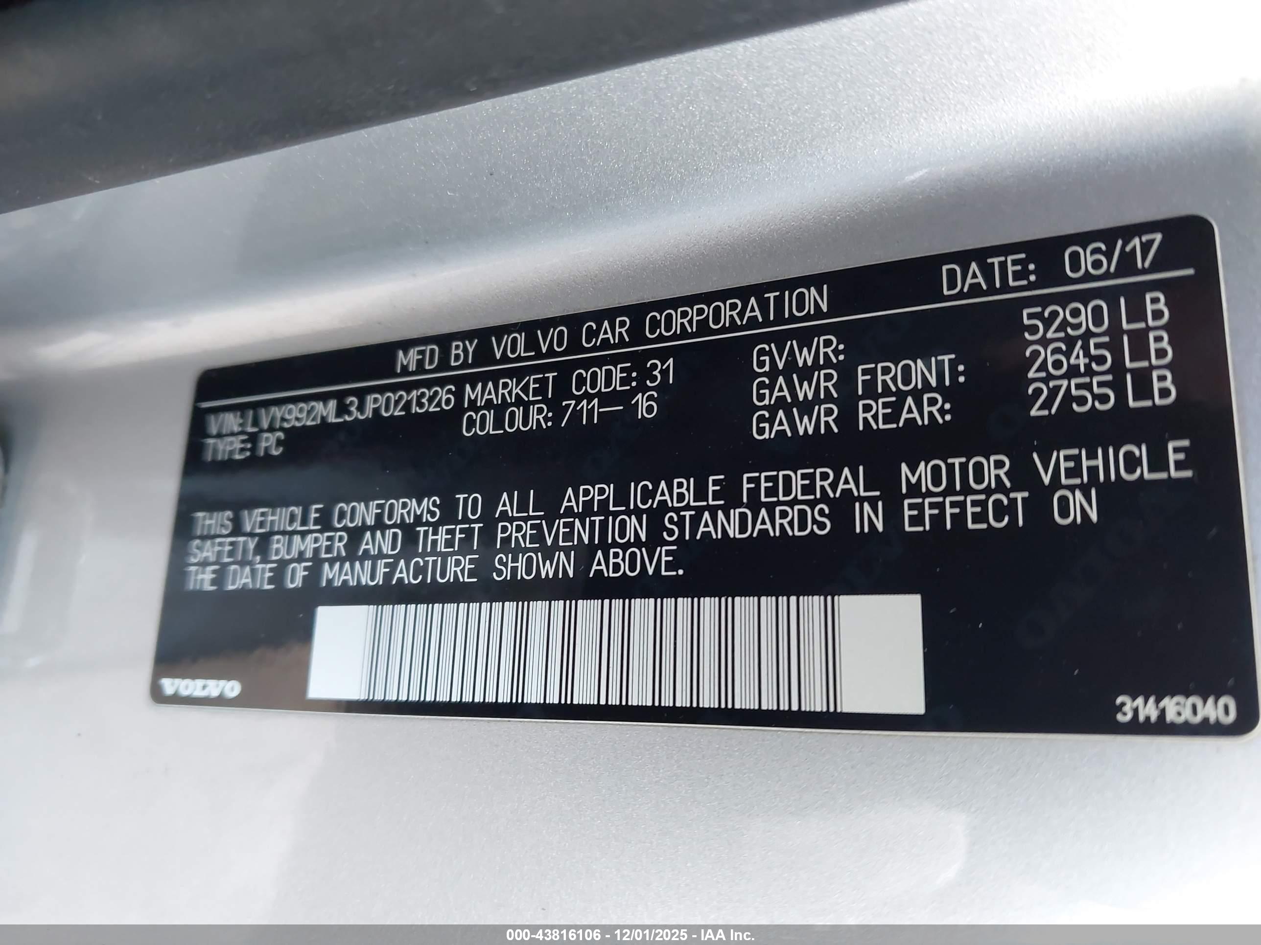VOLVO S90 image 9