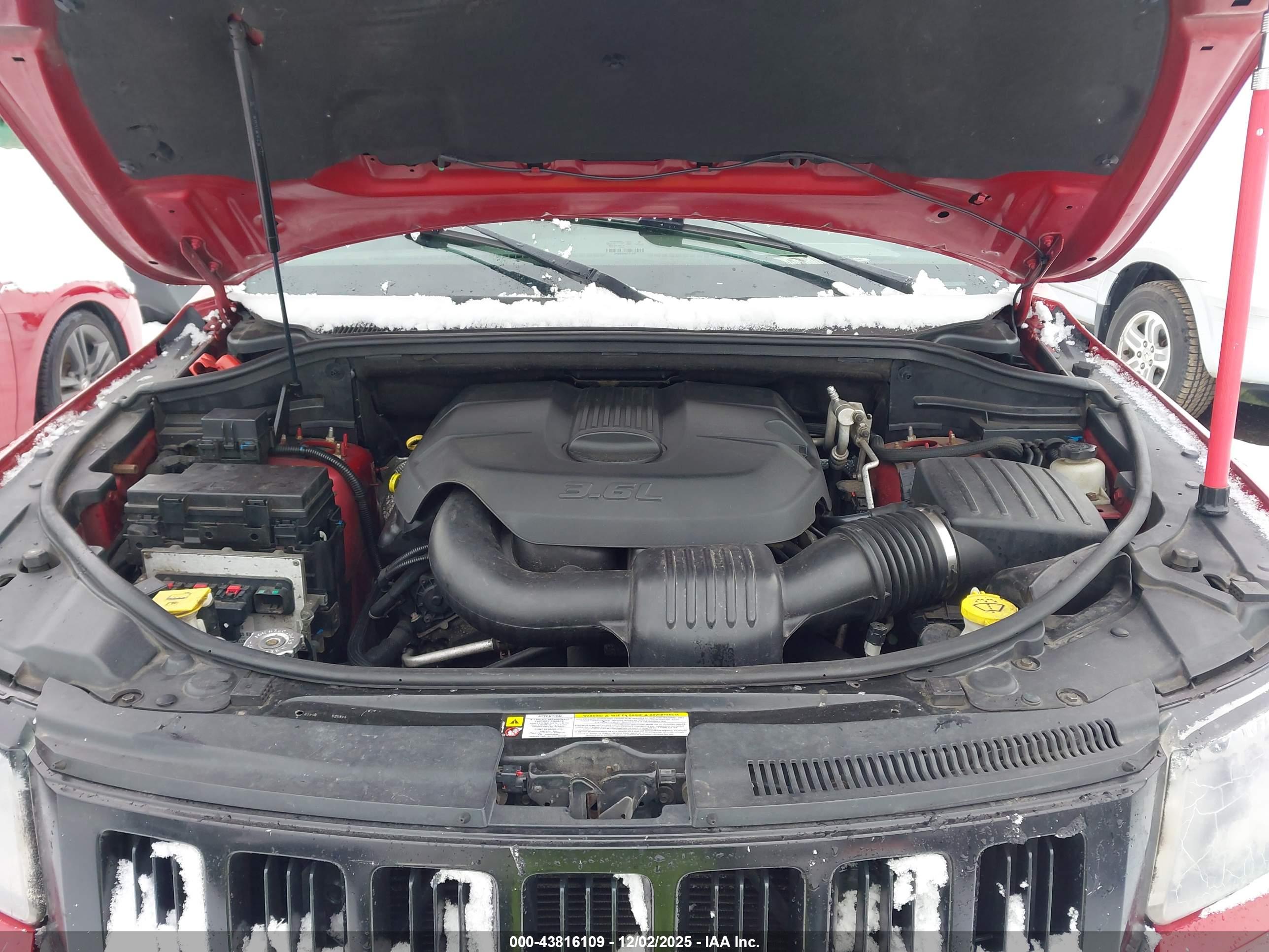 JEEP GRAND image 10