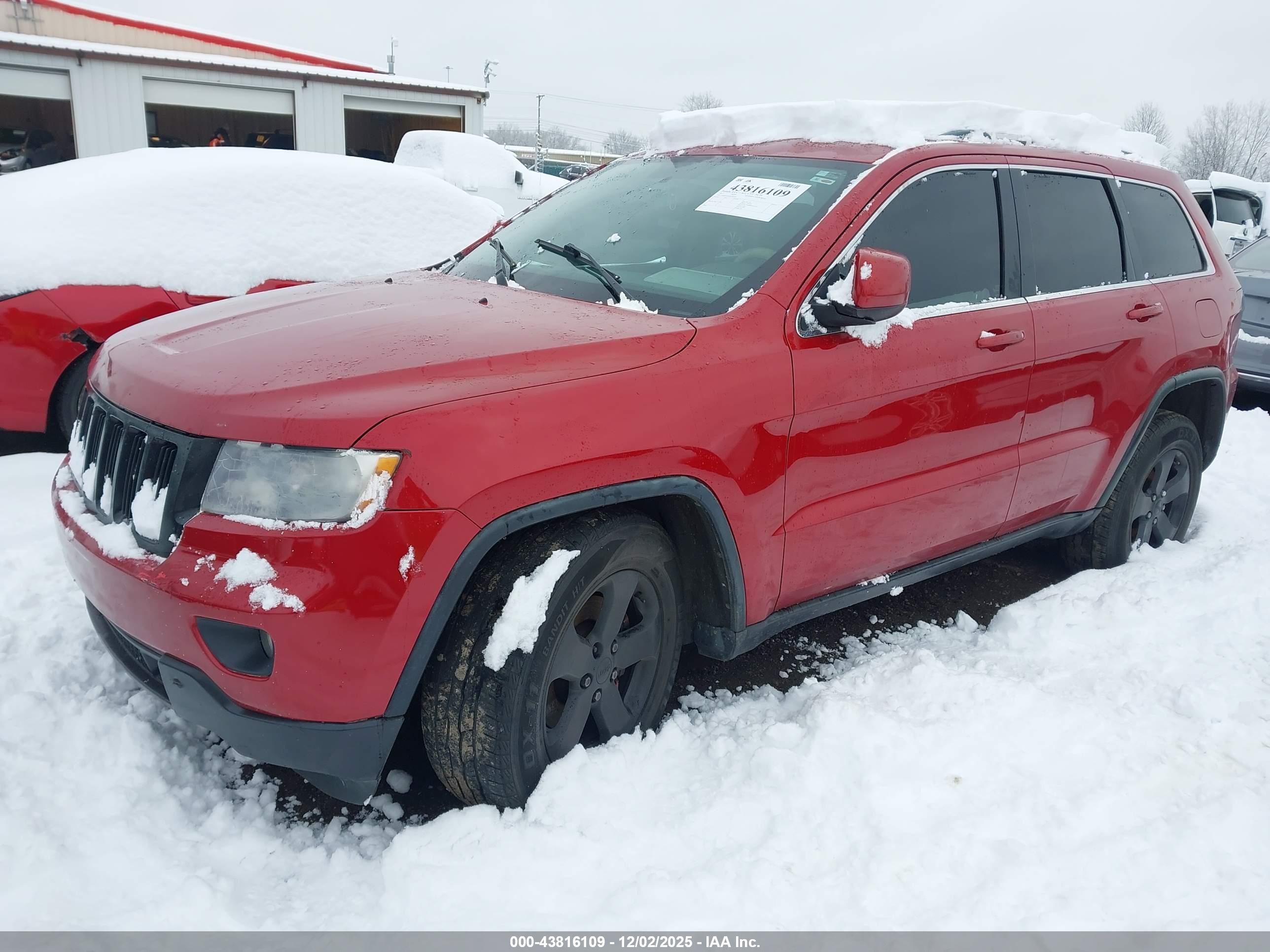JEEP GRAND image 2