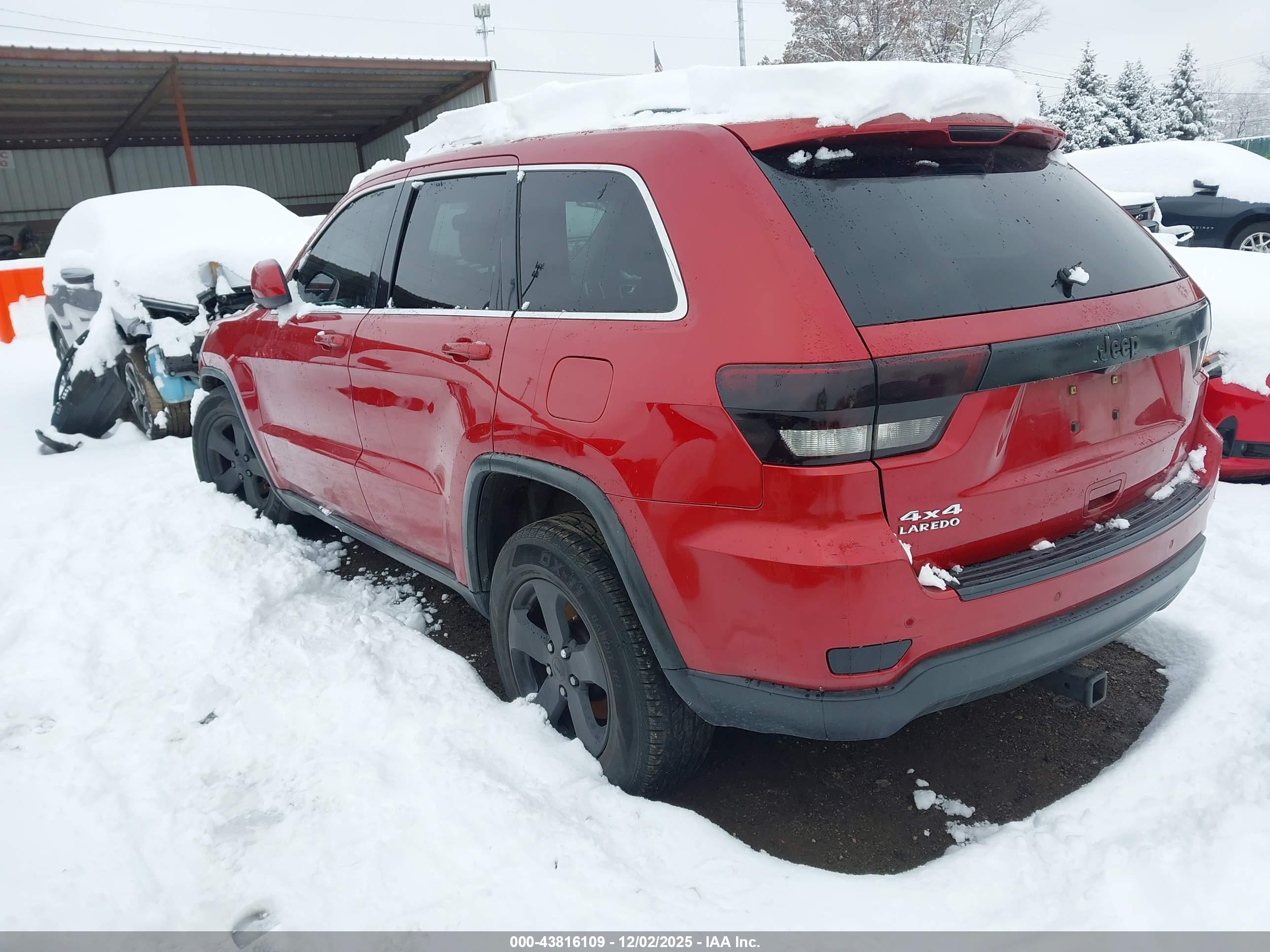 JEEP GRAND image 3