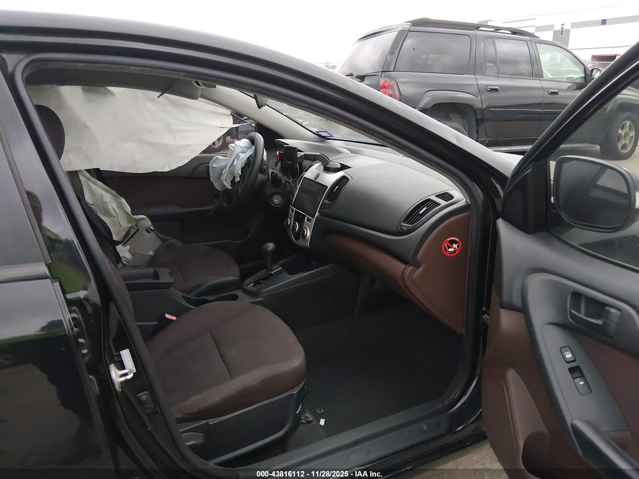 KIA FORTE image 5