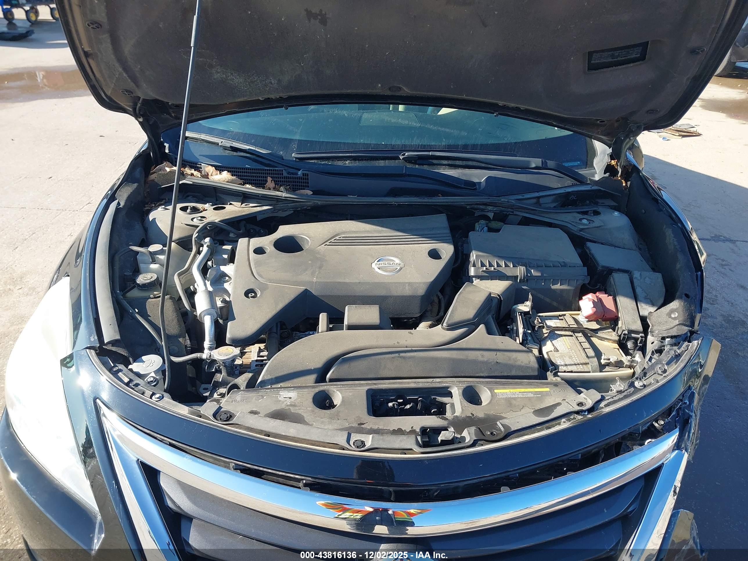 NISSAN ALTIMA image 10