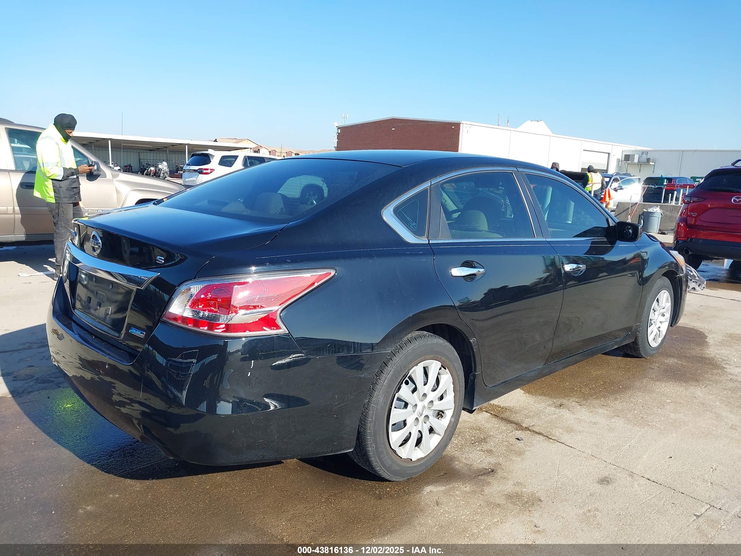 NISSAN ALTIMA image 4