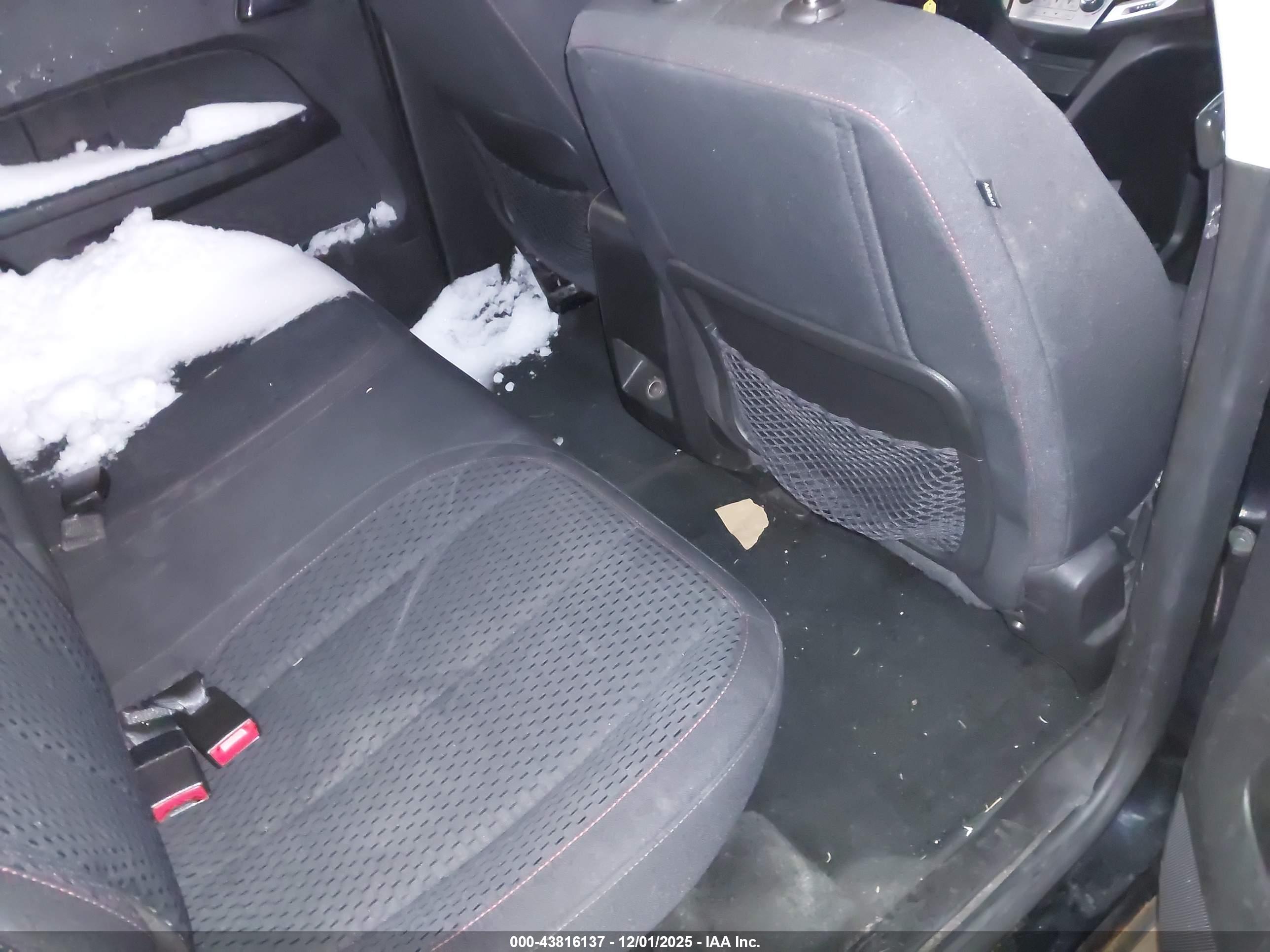 GMC TERRAIN image 8