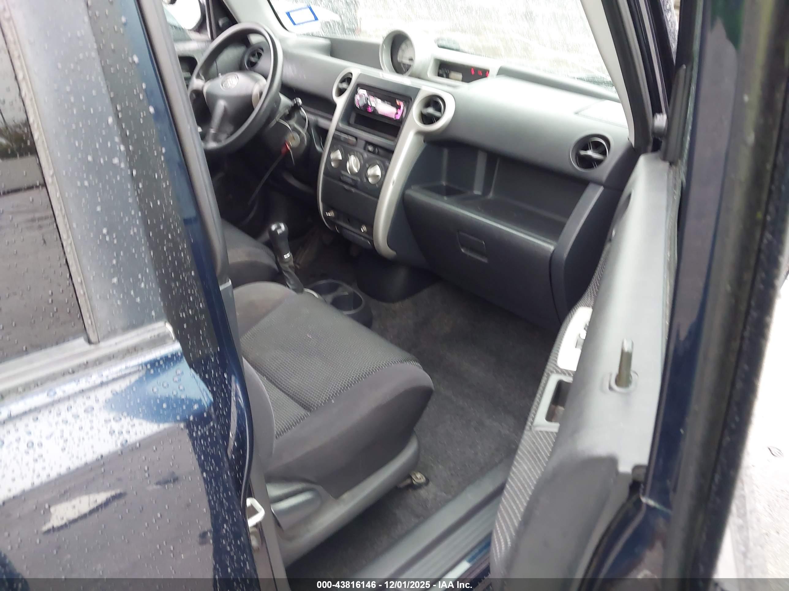 SCION XB image 5