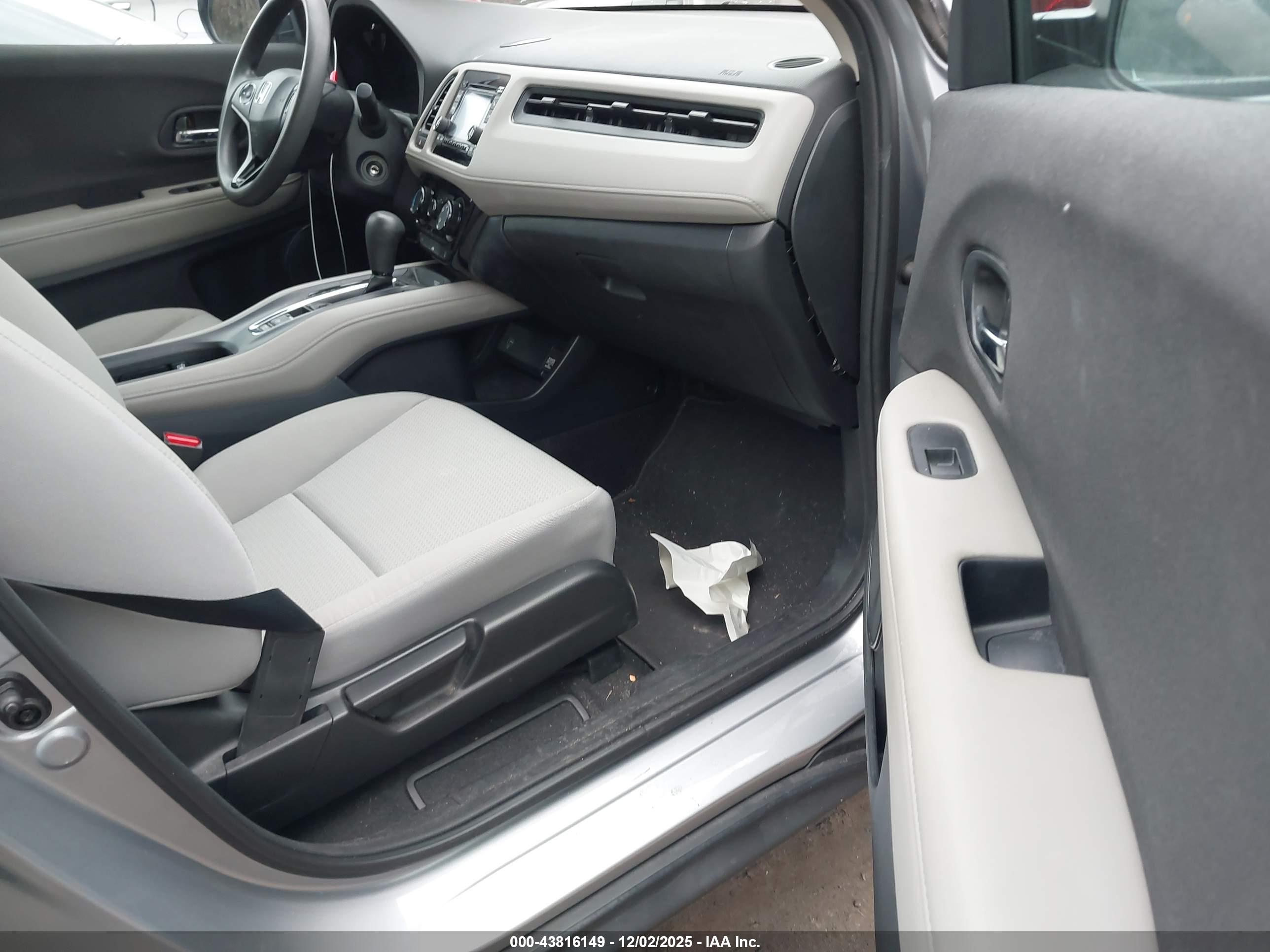HONDA HR-V image 5