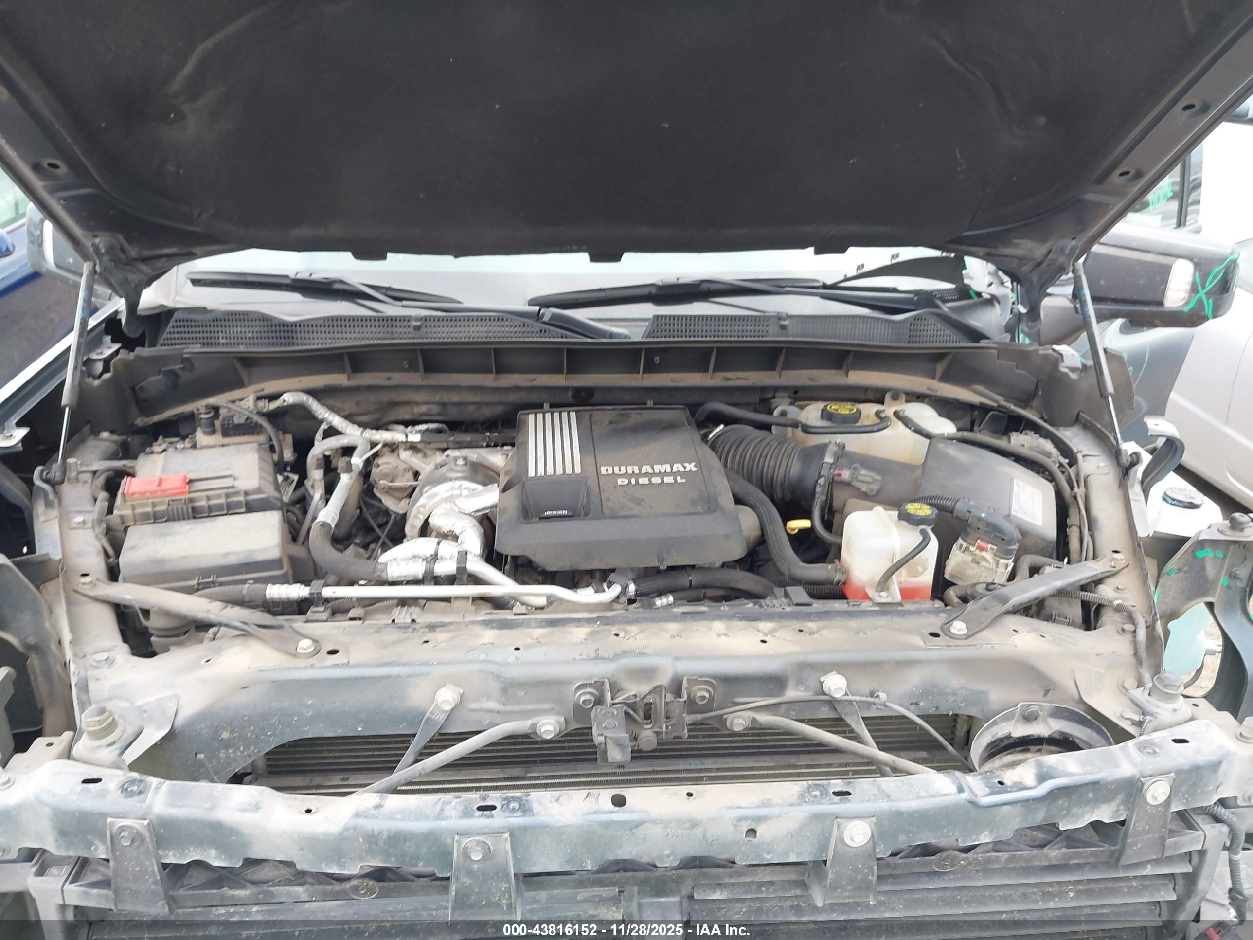 GMC SIERRA image 10