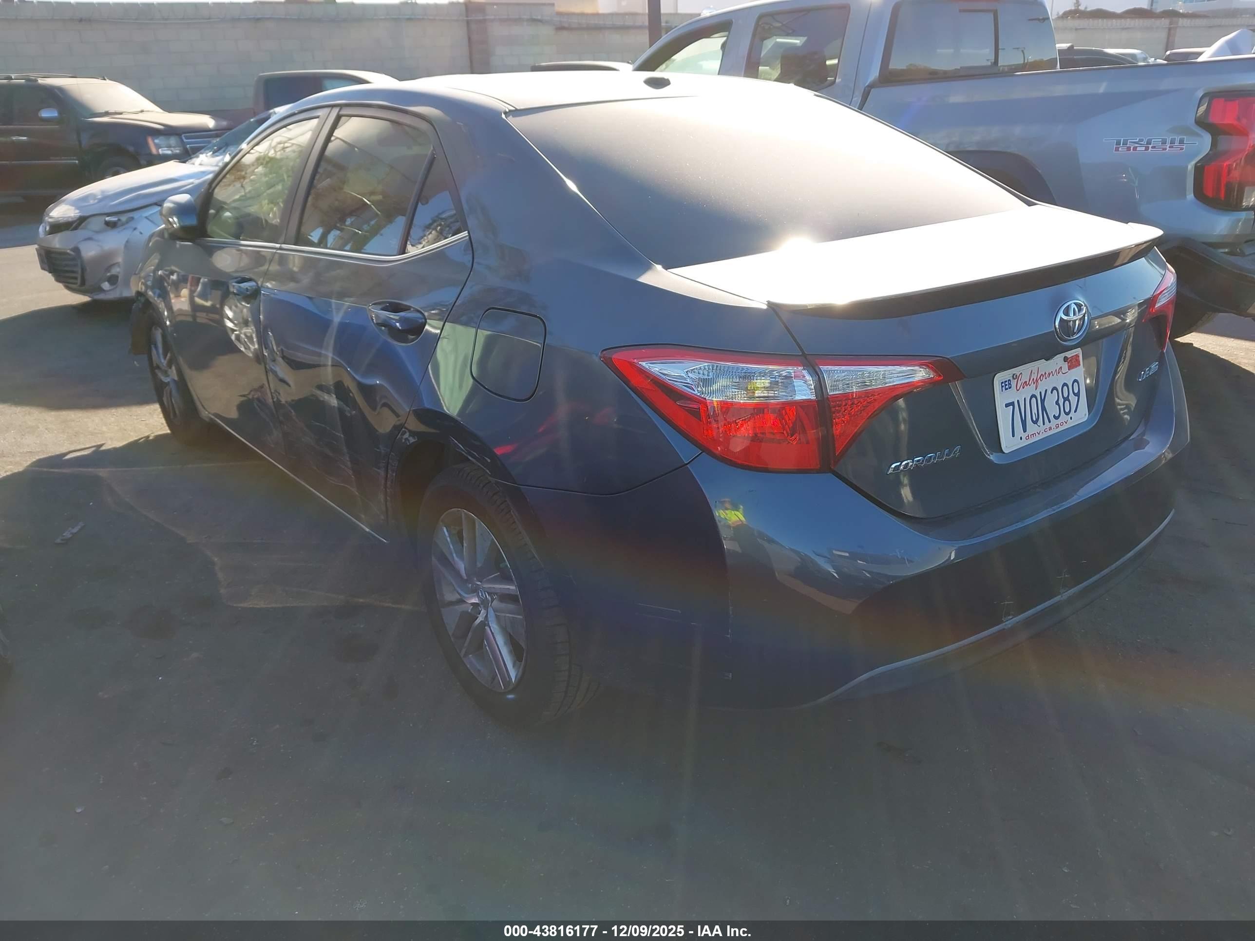 TOYOTA COROLLA image 3