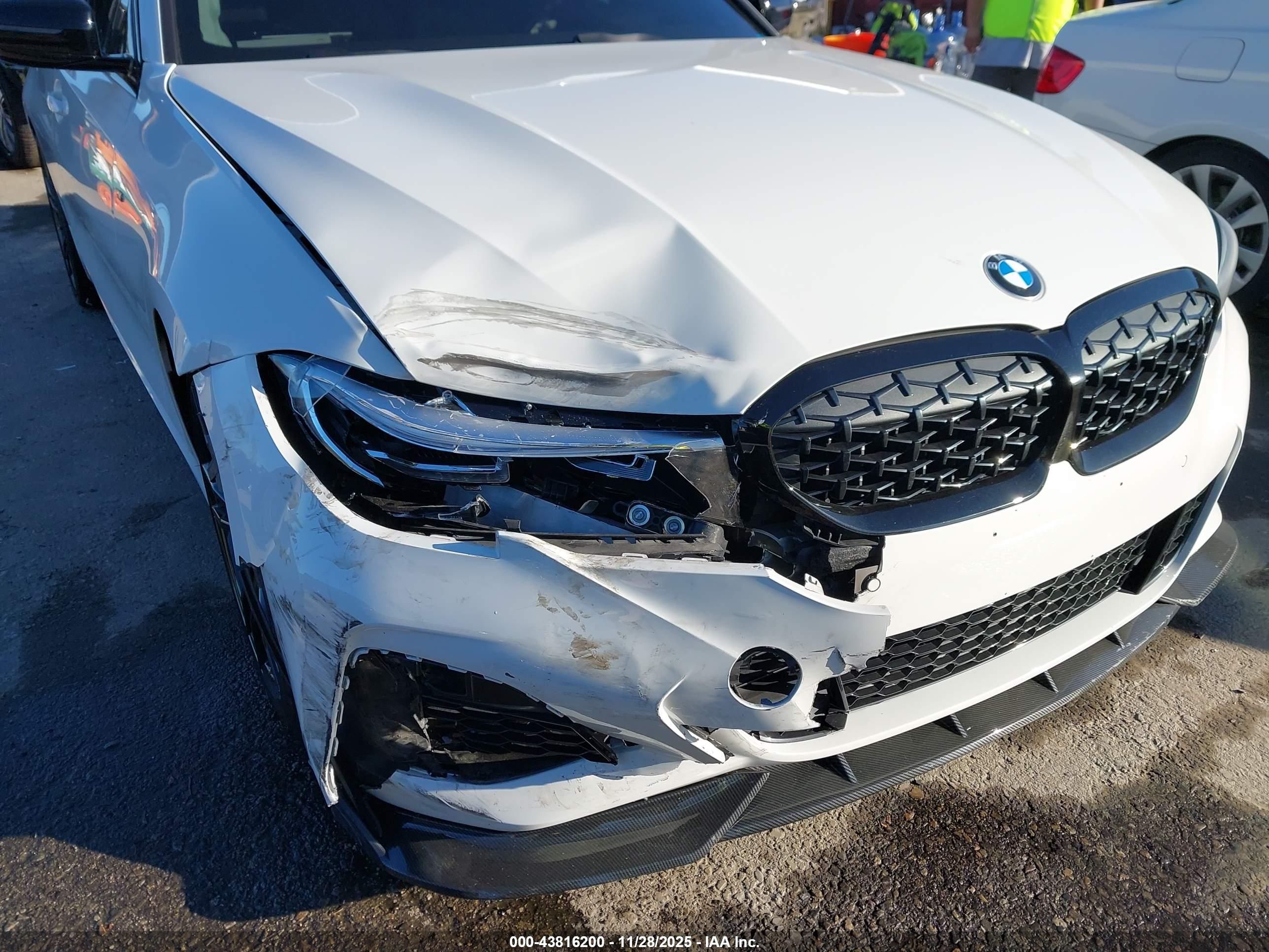 BMW 3 image 6