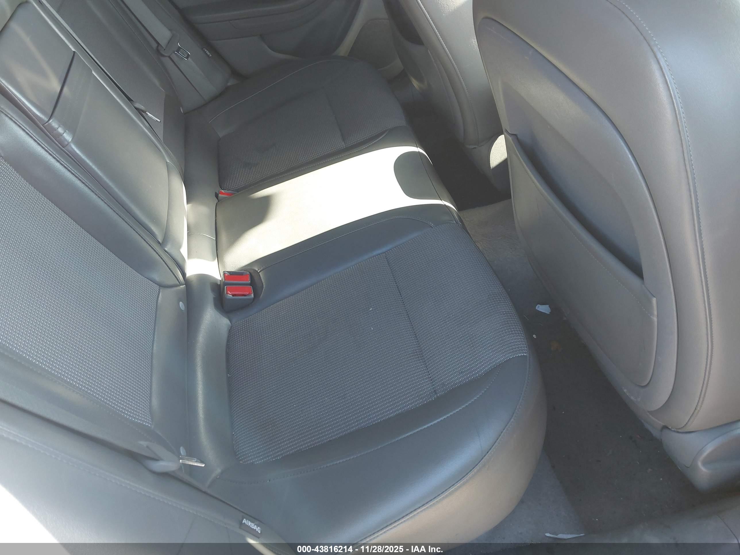 CHEVROLET MALIBU image 8