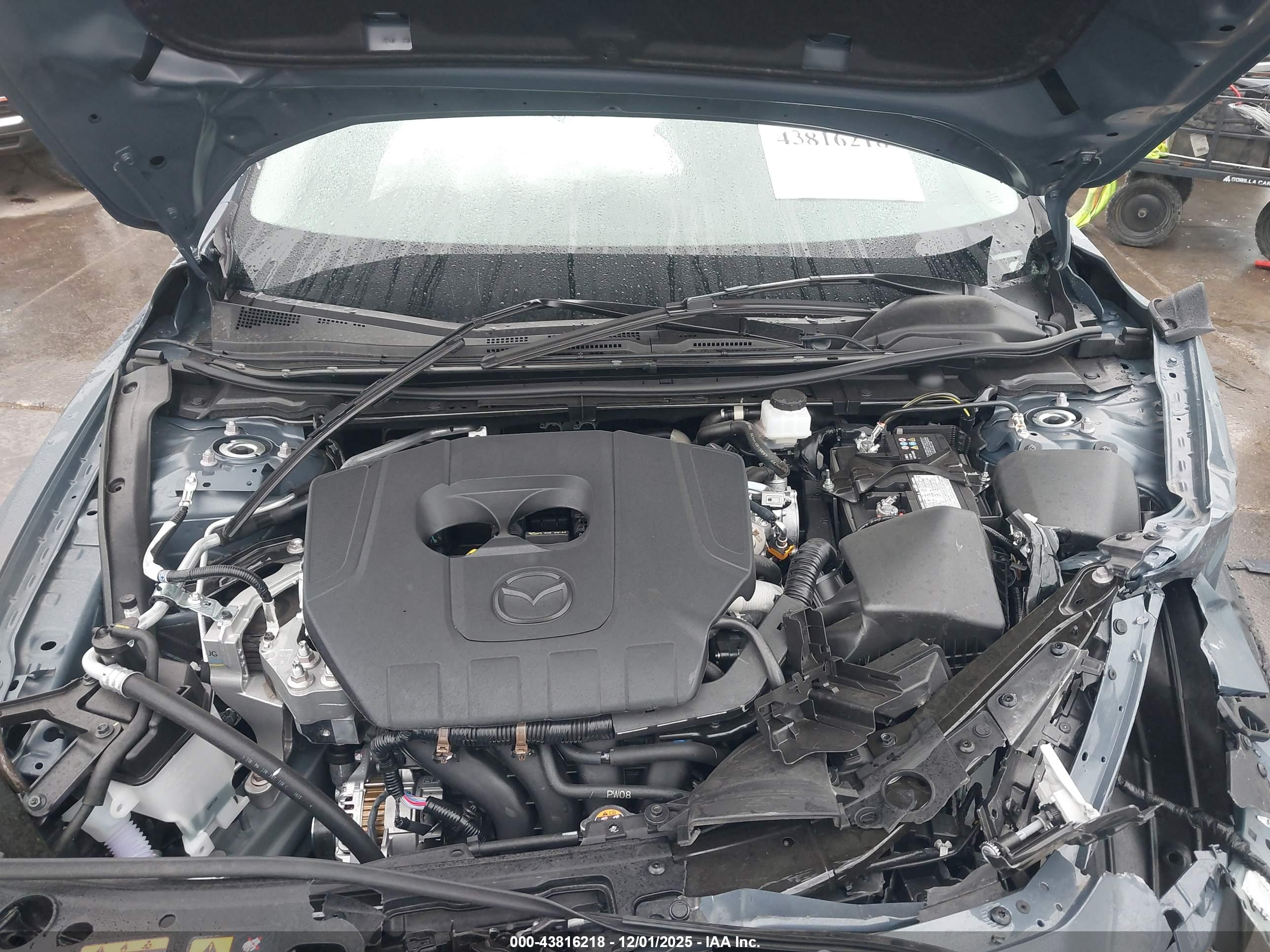 MAZDA MAZDA3 image 10