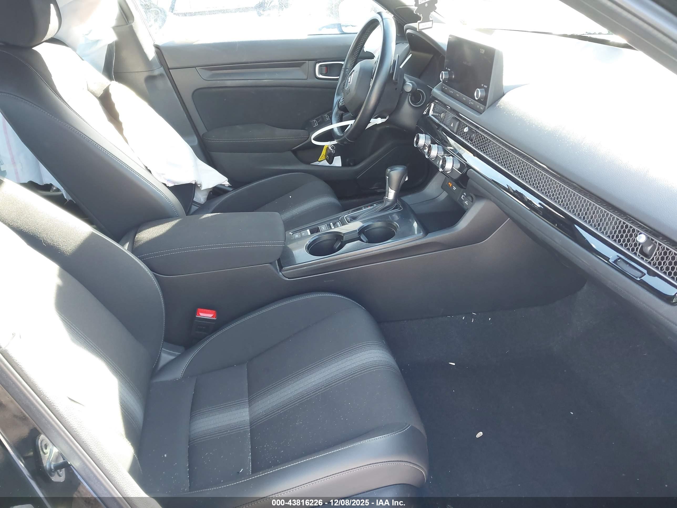 HONDA CIVIC image 5